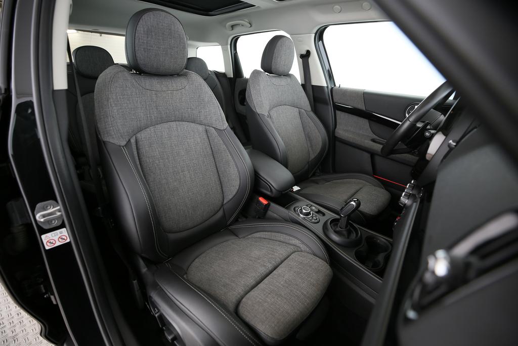 MINI Countryman F60 2.0i Cooper S ALL4-image-12