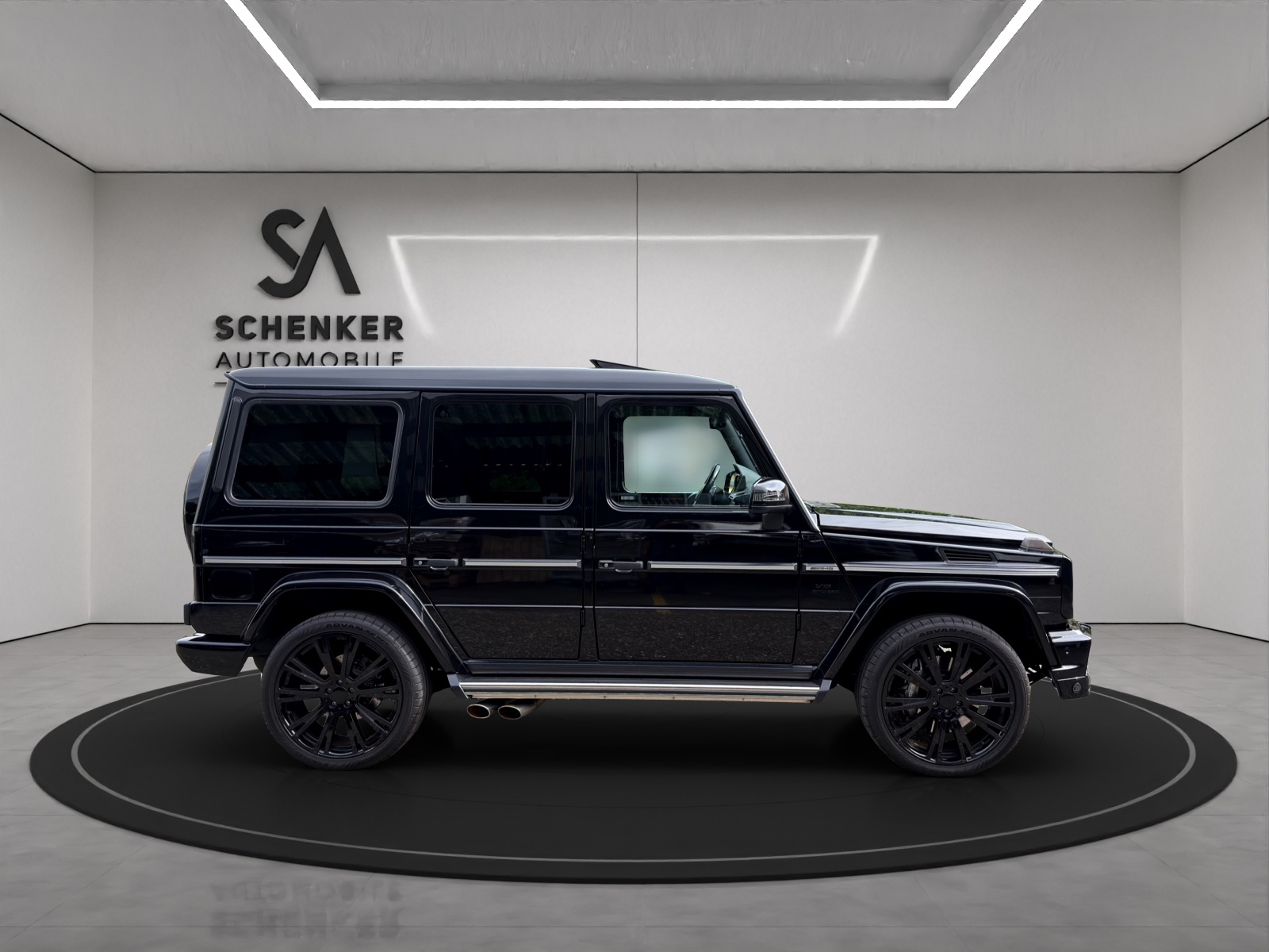 MERCEDES-BENZ G 63 AMG Automatic-image-5