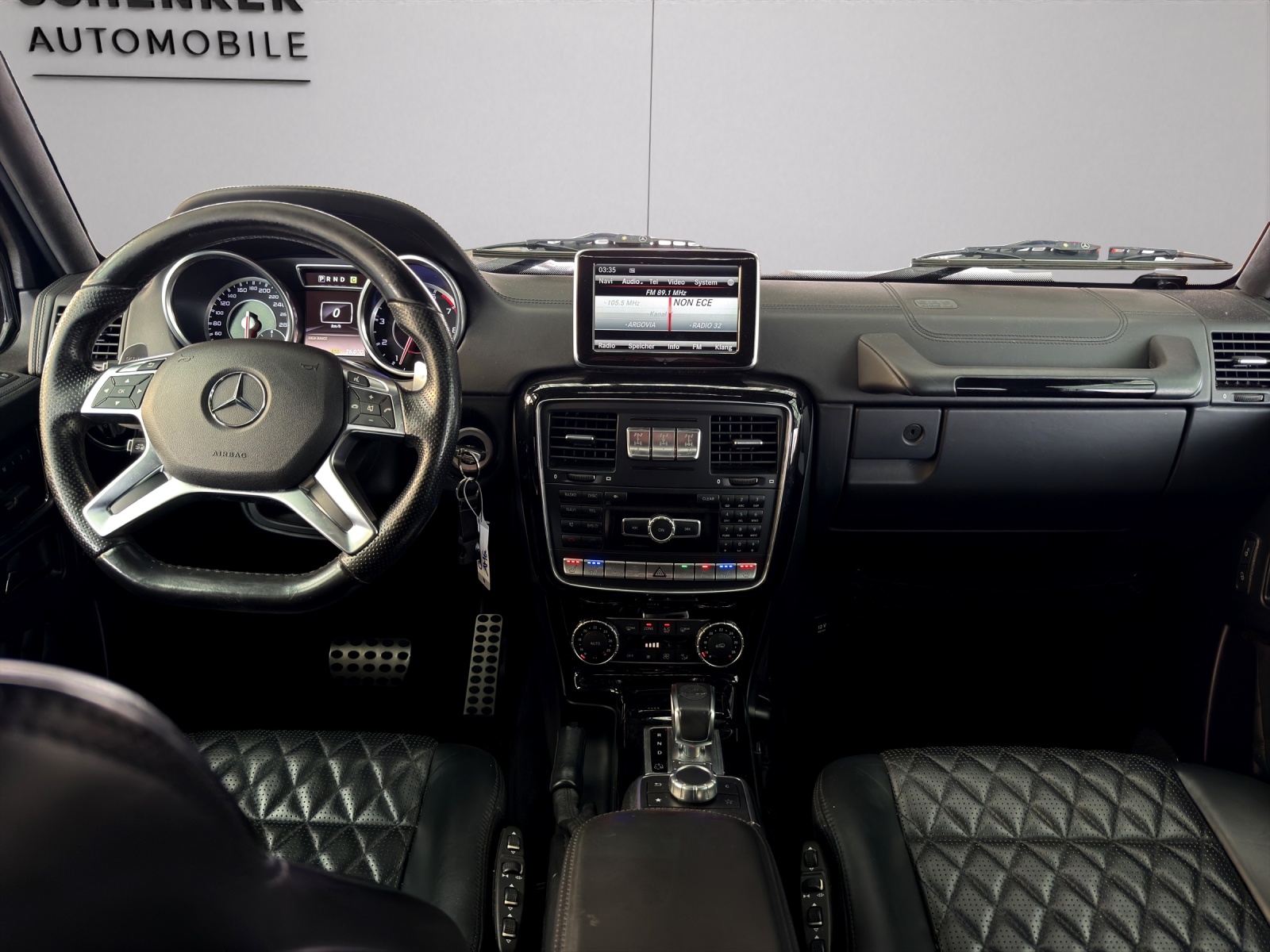 MERCEDES-BENZ G 63 AMG Automatic-image-8