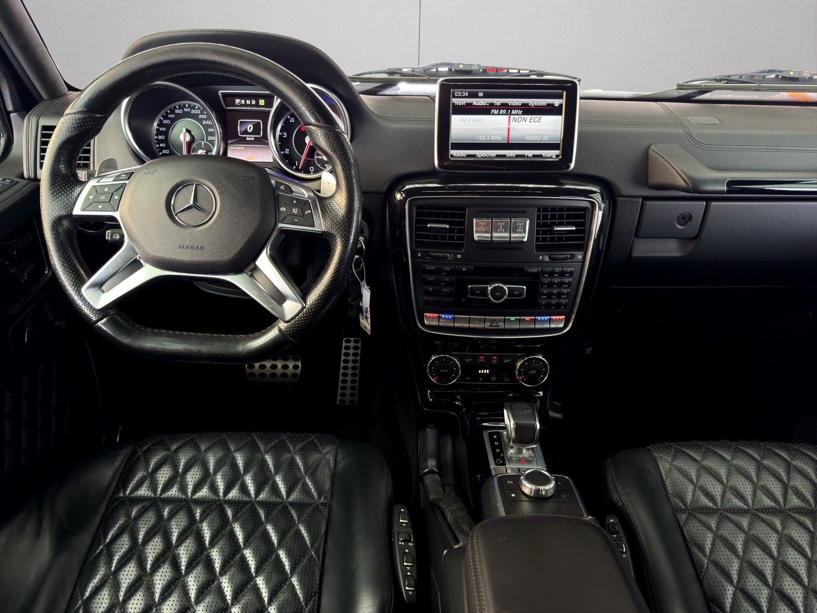 MERCEDES-BENZ G 63 AMG Automatic-image-9