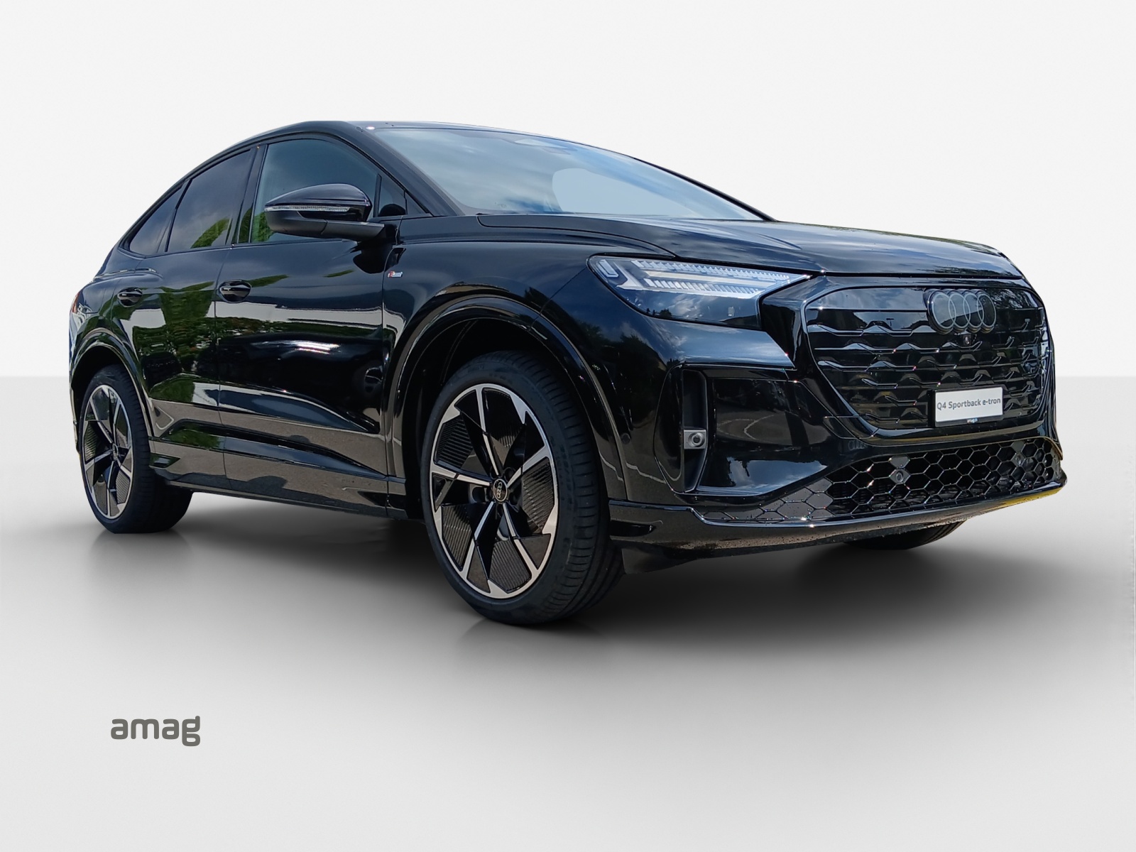 AUDI Q4 Sportback e-tron quattro performance Swiss Ski-image-5