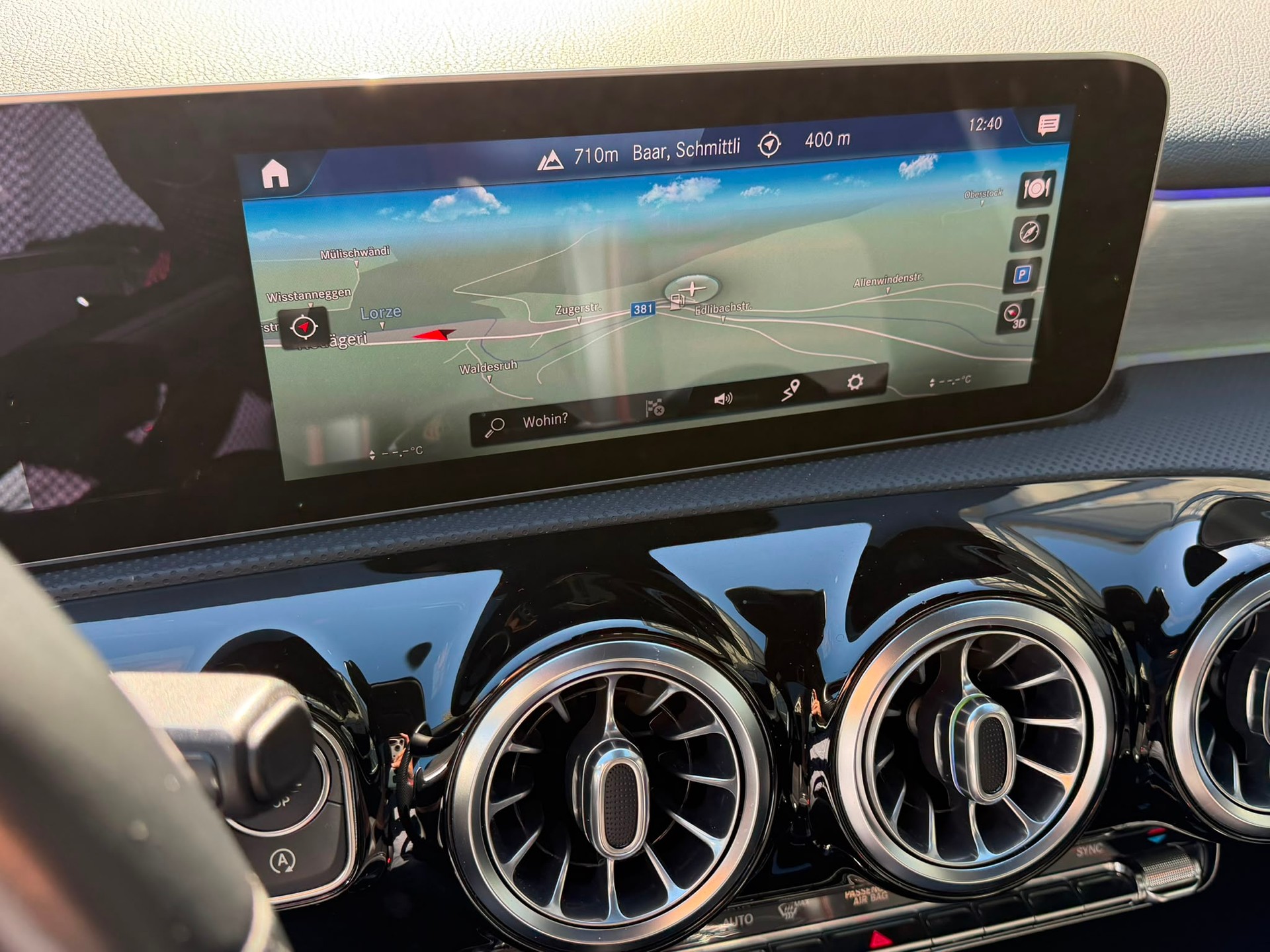MERCEDES-BENZ A 250 4Matic AMG Line 4Matic 7G-DCT-image-14