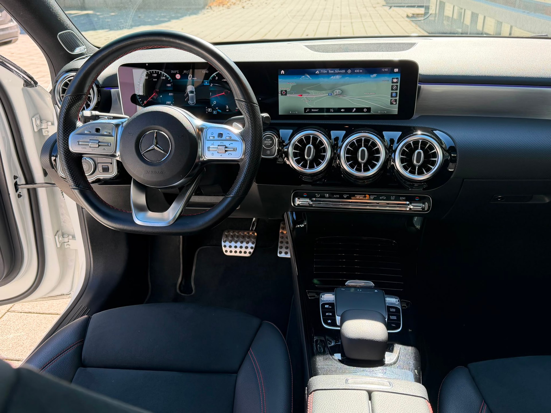 MERCEDES-BENZ A 250 4Matic AMG Line 4Matic 7G-DCT-image-9