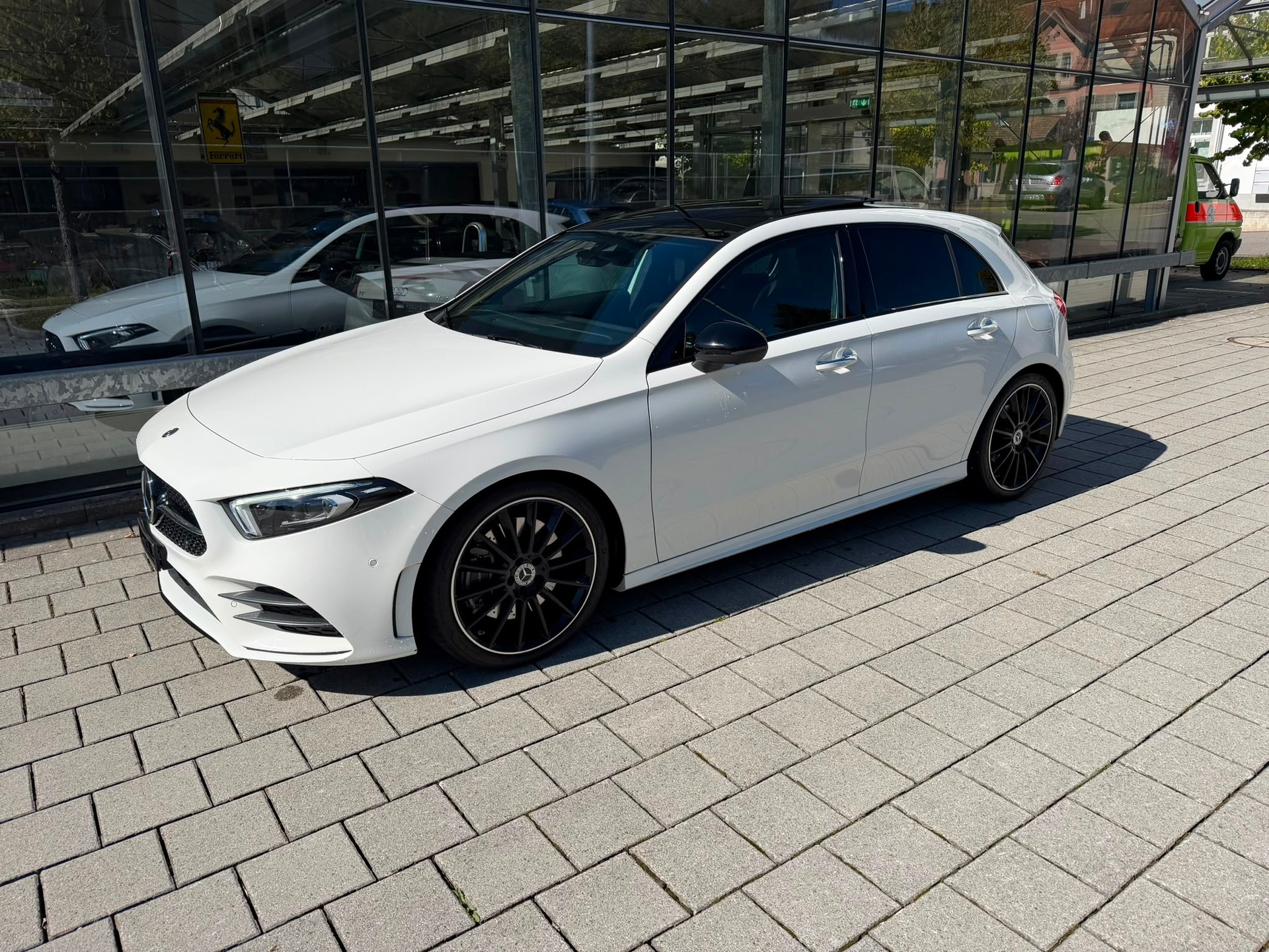 MERCEDES-BENZ A 250 4Matic AMG Line 4Matic 7G-DCT-image-1