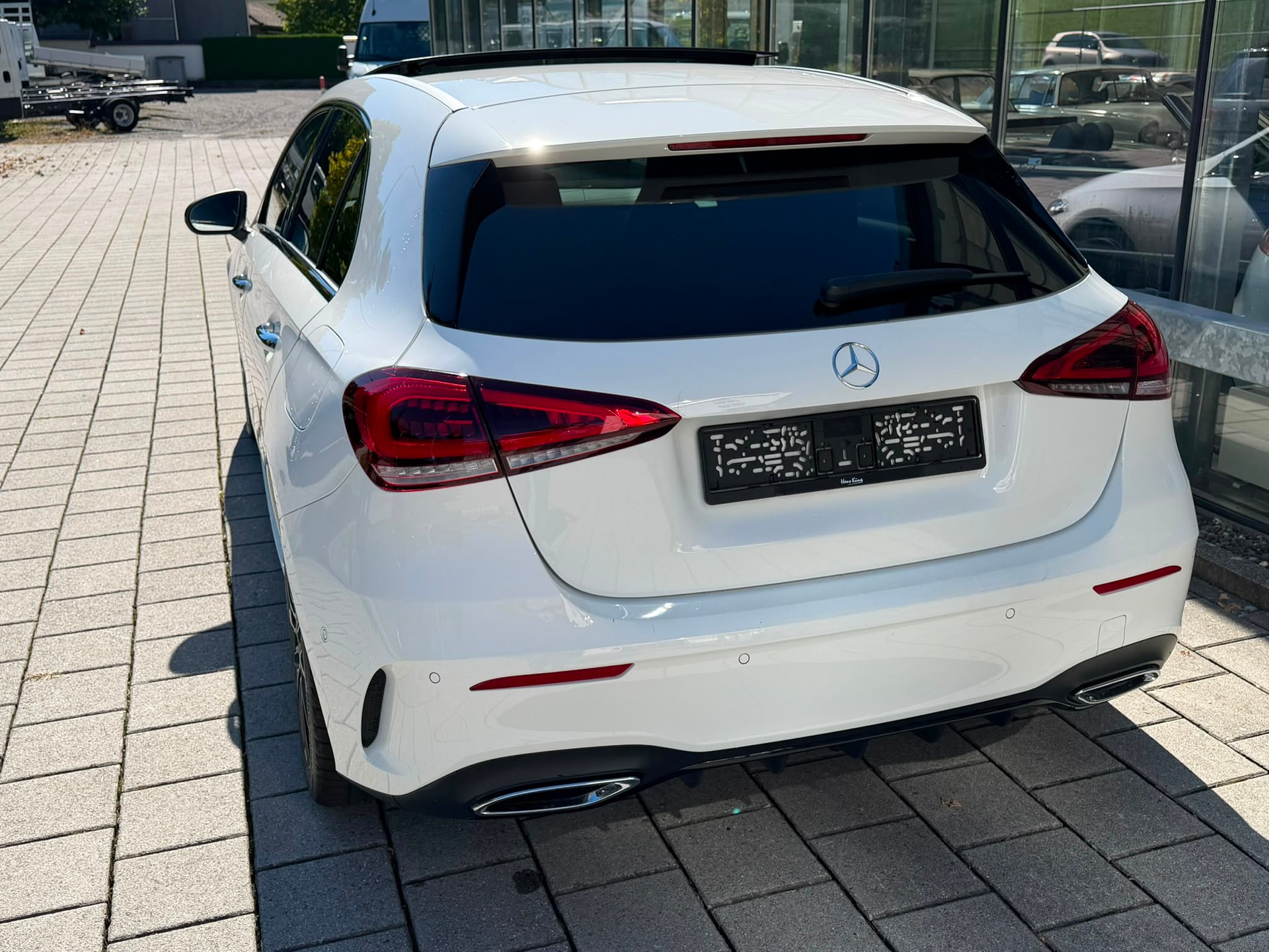 MERCEDES-BENZ A 250 4Matic AMG Line 4Matic 7G-DCT-image-4