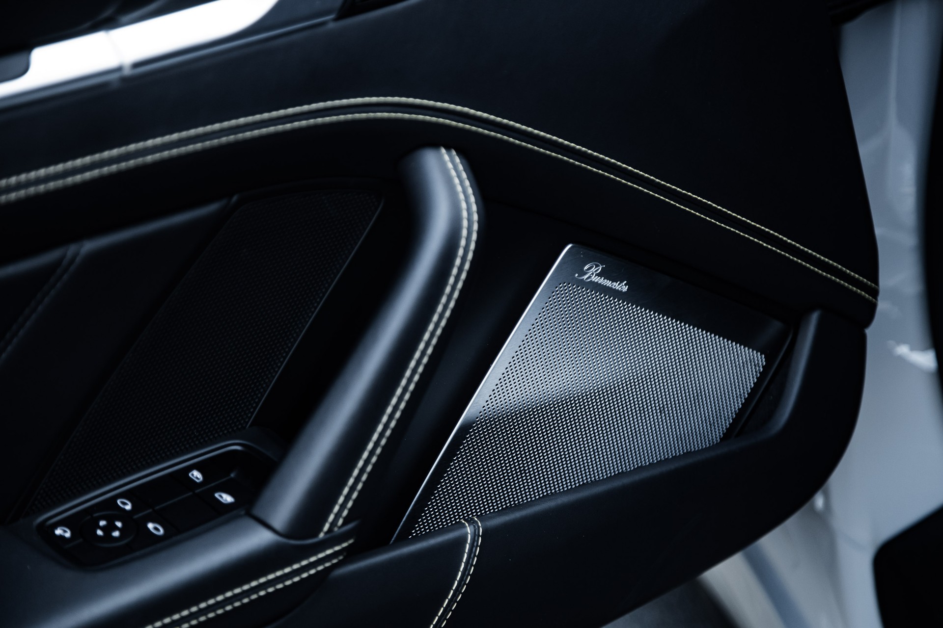 PORSCHE 911 Turbo S PDK-image-14