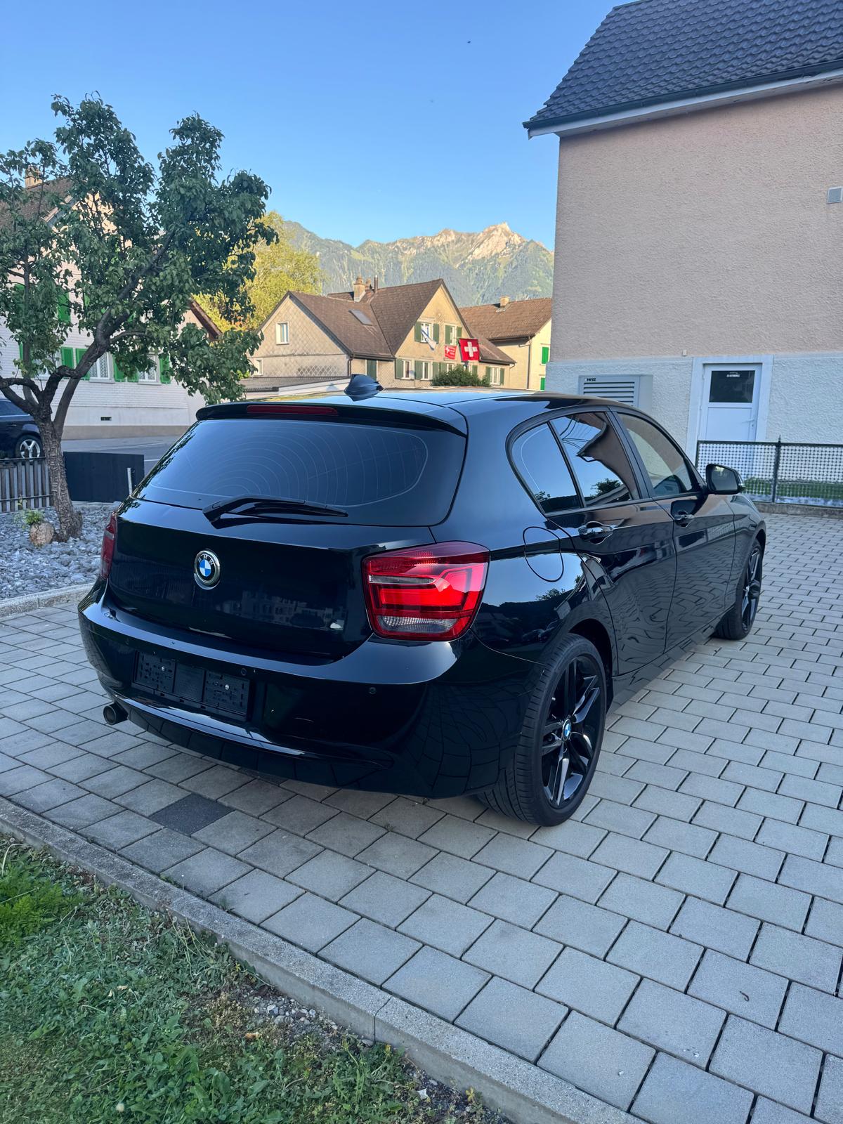 BMW 120d Sport Line Steptronic-image-6