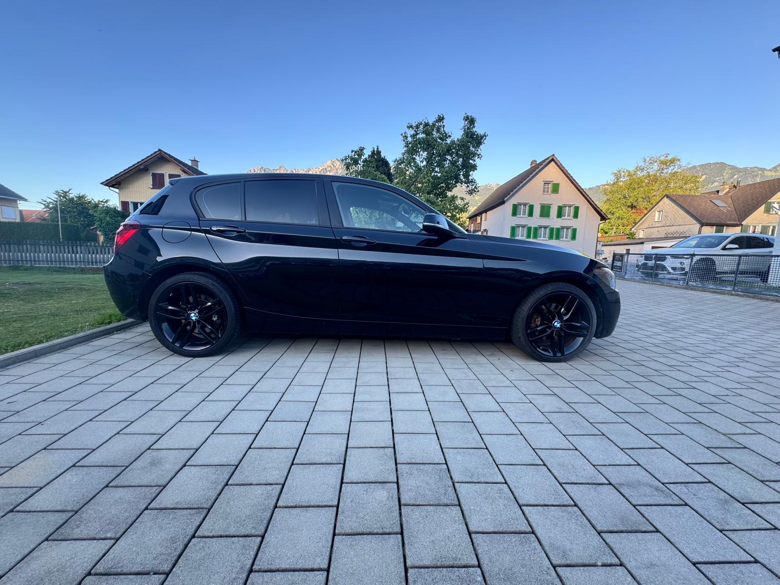 BMW 120d Sport Line Steptronic-image-7
