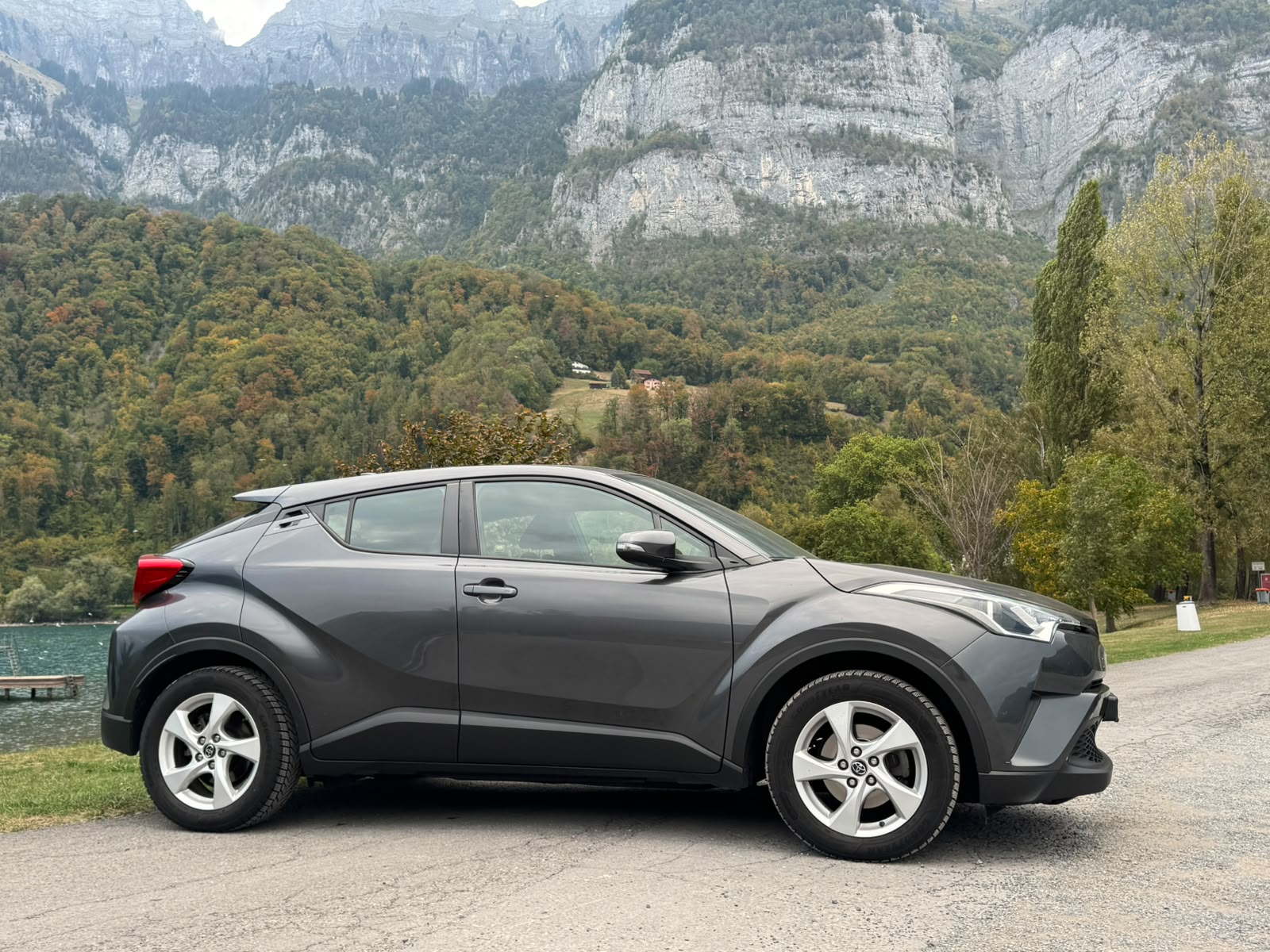 TOYOTA C-HR 1.2 Turbo Active-image-3