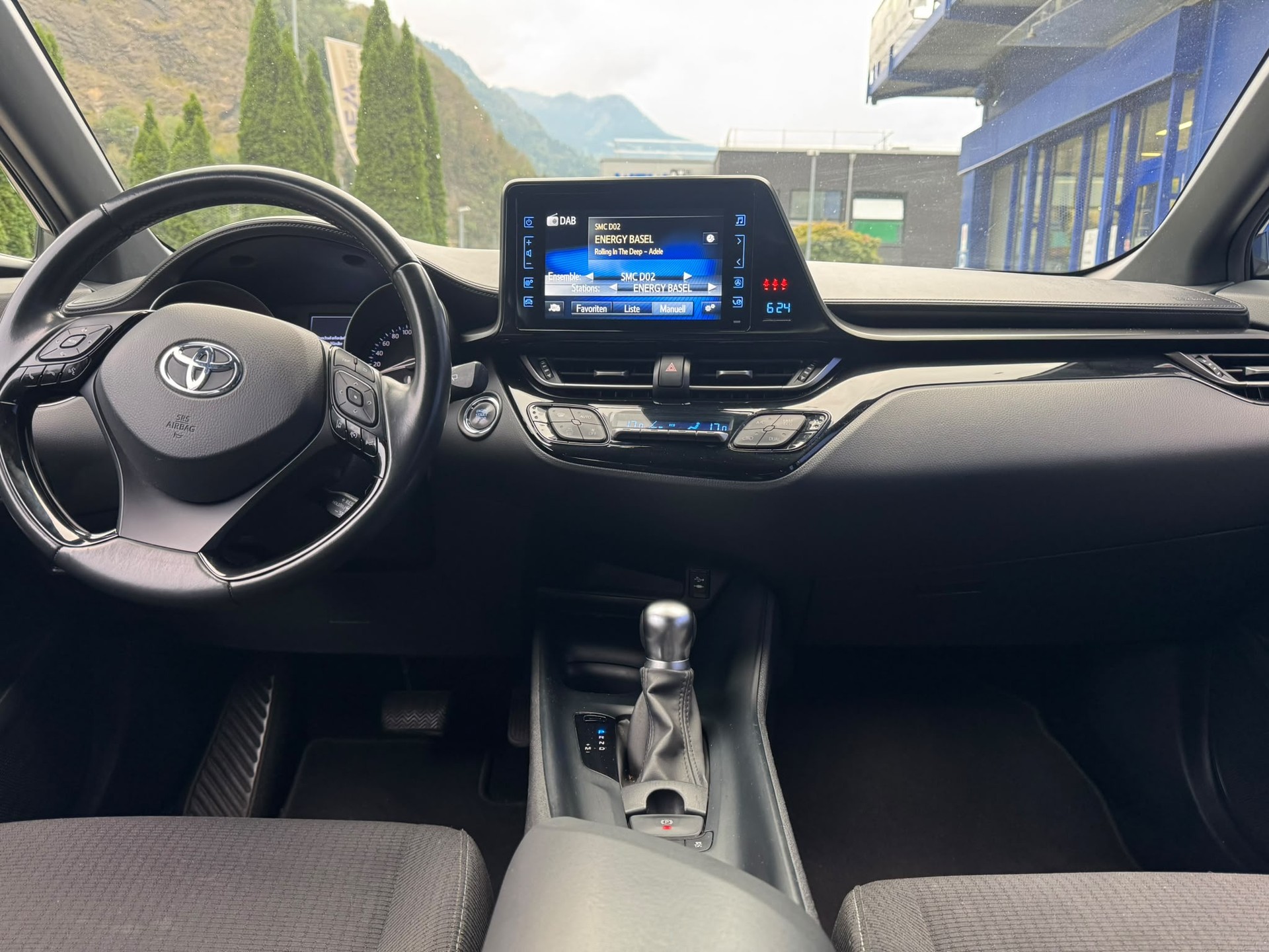 TOYOTA C-HR 1.2 Turbo Active-image-13