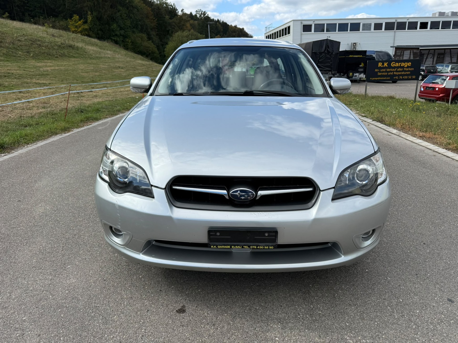 SUBARU Legacy 2.0R AWD Swiss-image-3