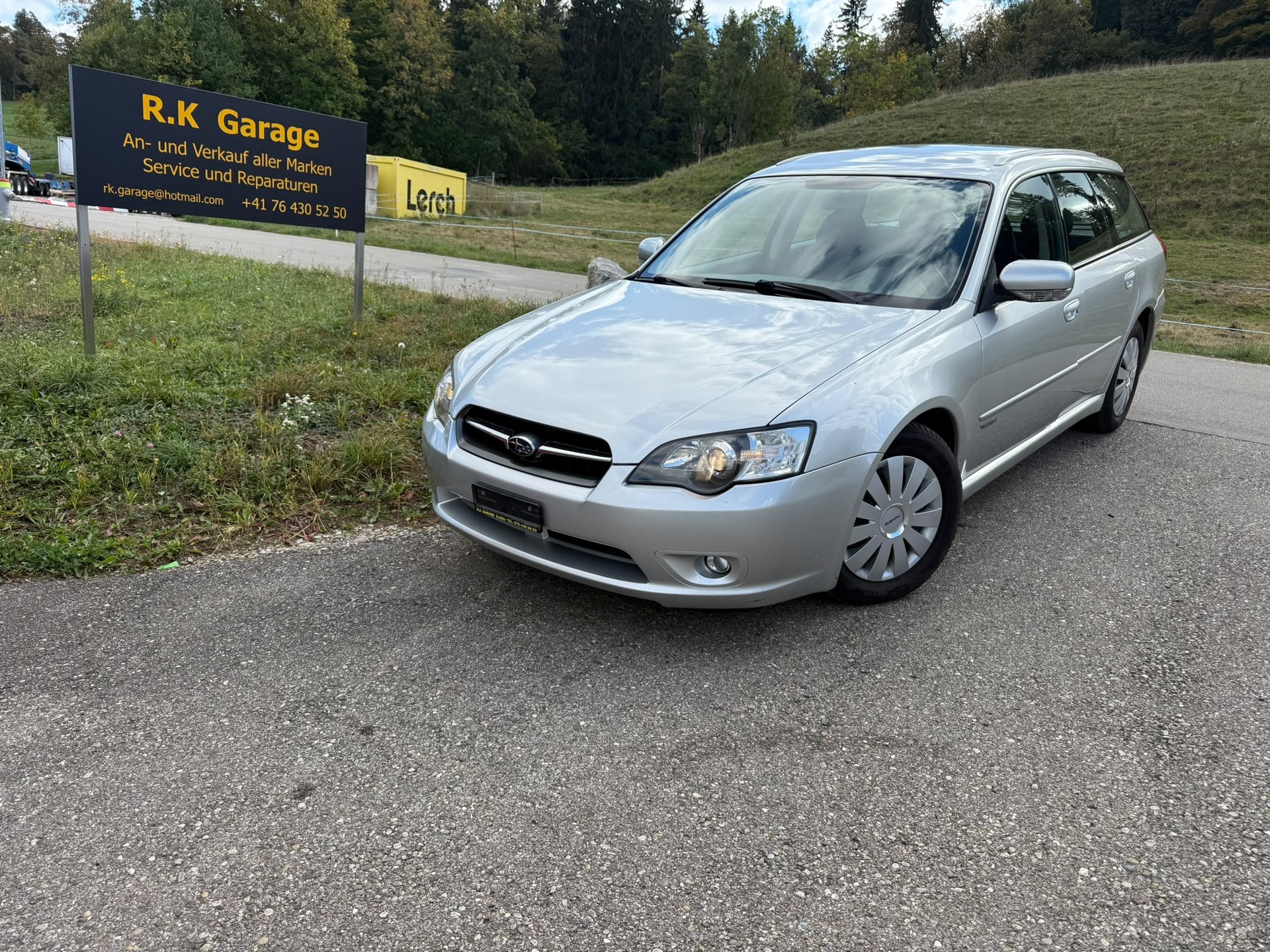 SUBARU Legacy 2.0R AWD Swiss