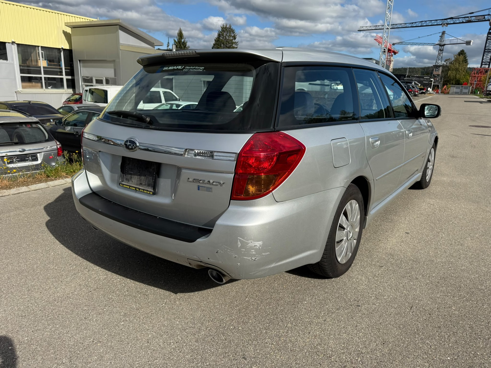 SUBARU Legacy 2.0R AWD Swiss-image-4