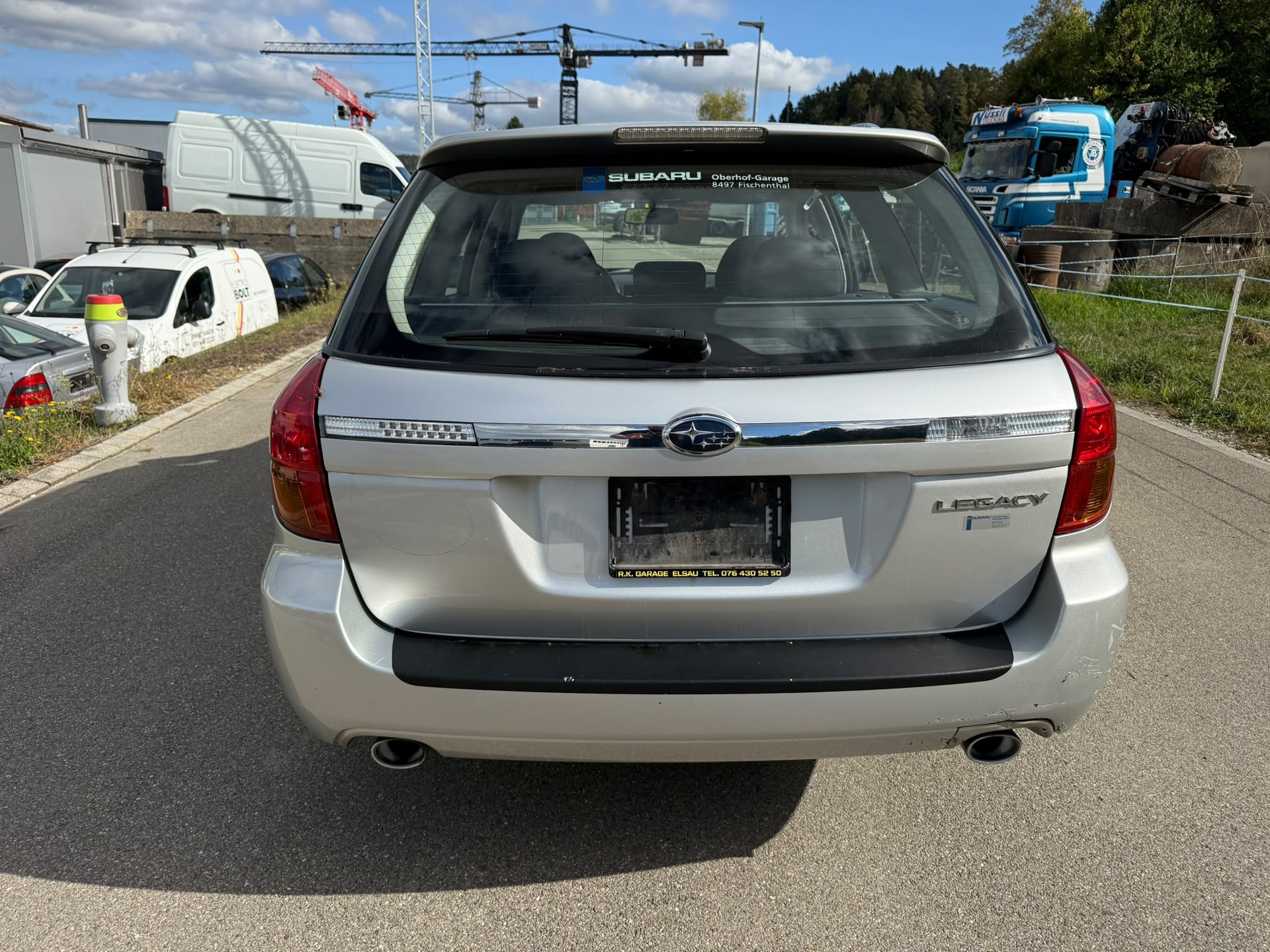 SUBARU Legacy 2.0R AWD Swiss-image-5
