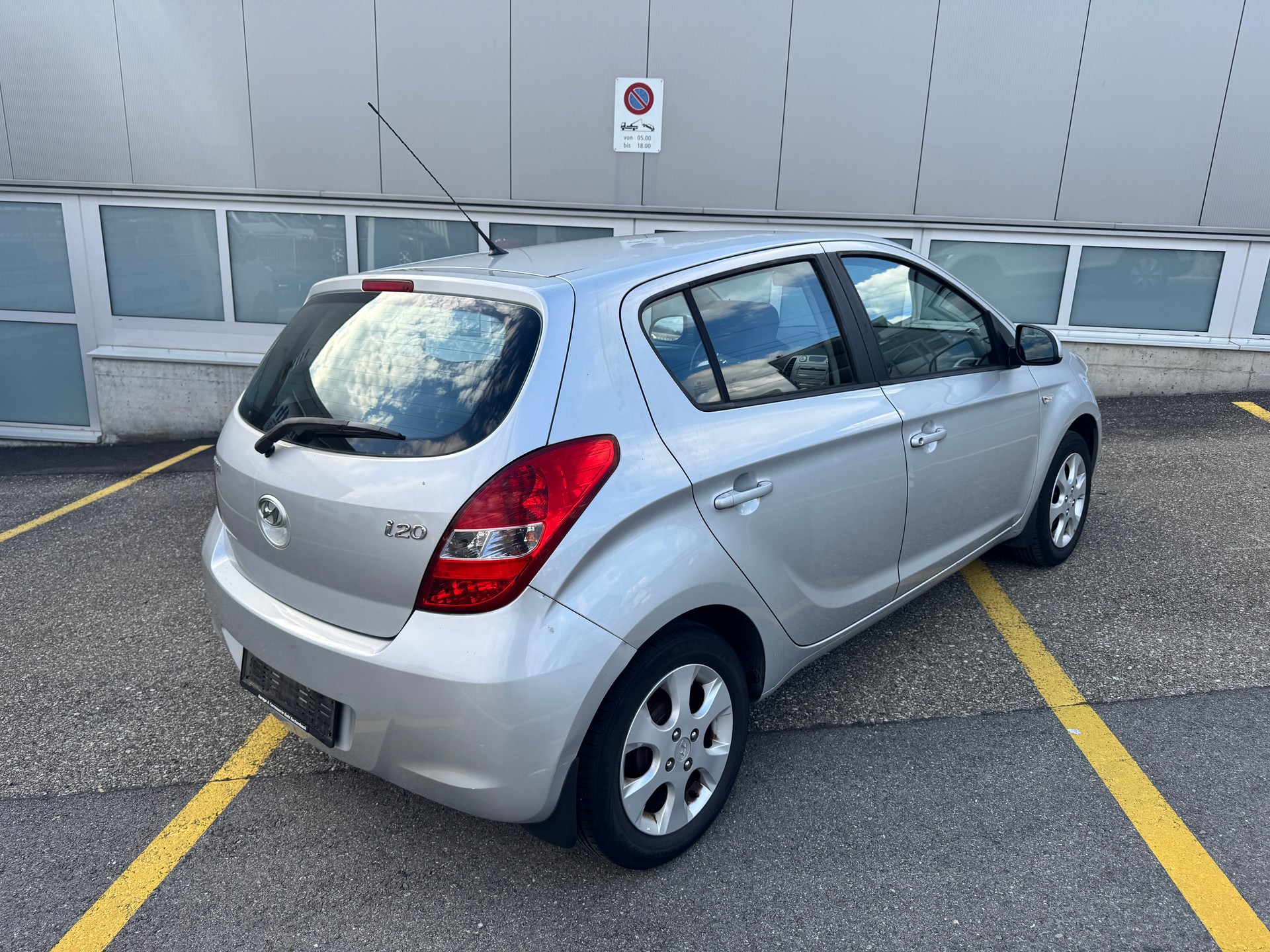 HYUNDAI i20 1.2 Comfort-image-2