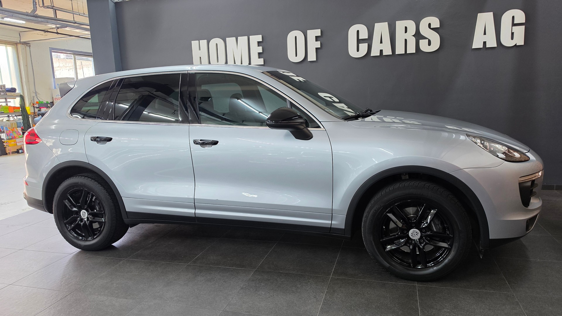 PORSCHE Cayenne-image-11