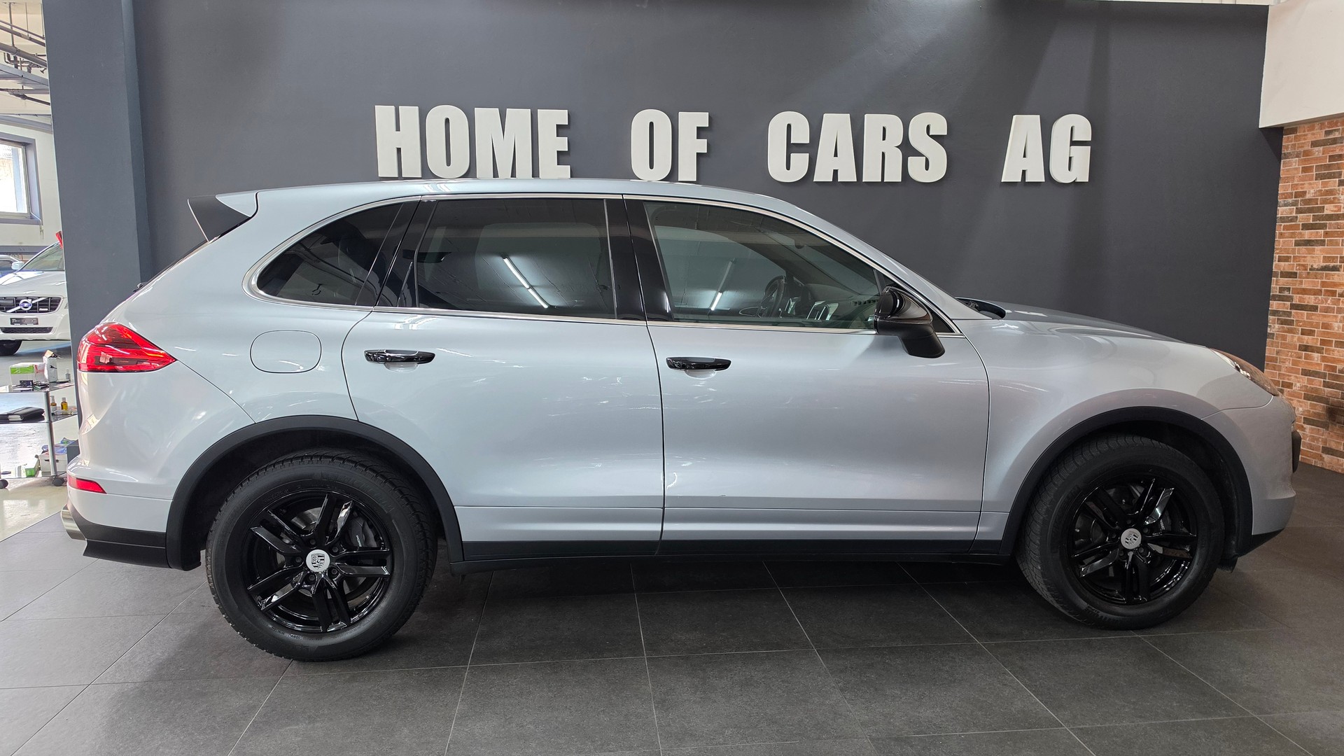 PORSCHE Cayenne-image-10