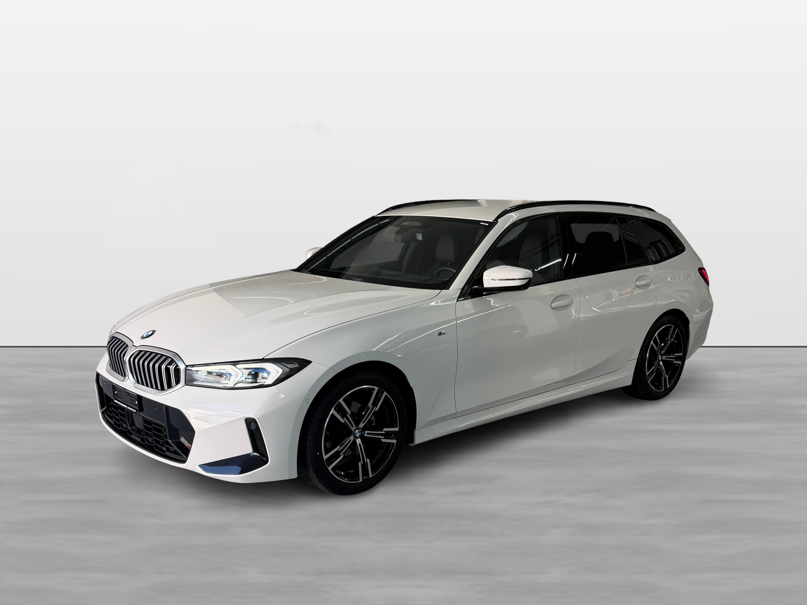 BMW 320d xDrive 48V Touring Steptronic M Sport-image-1