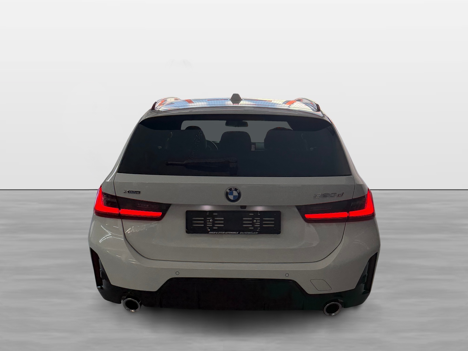 BMW 320d xDrive 48V Touring Steptronic M Sport-image-4