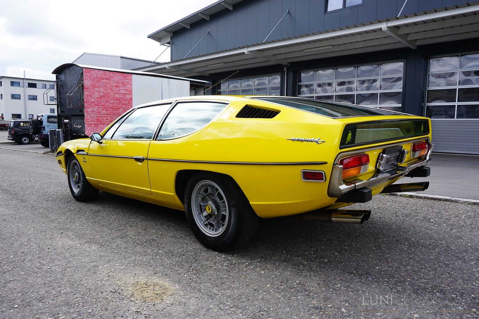 LAMBORGHINI Espada 400 GT-image-2