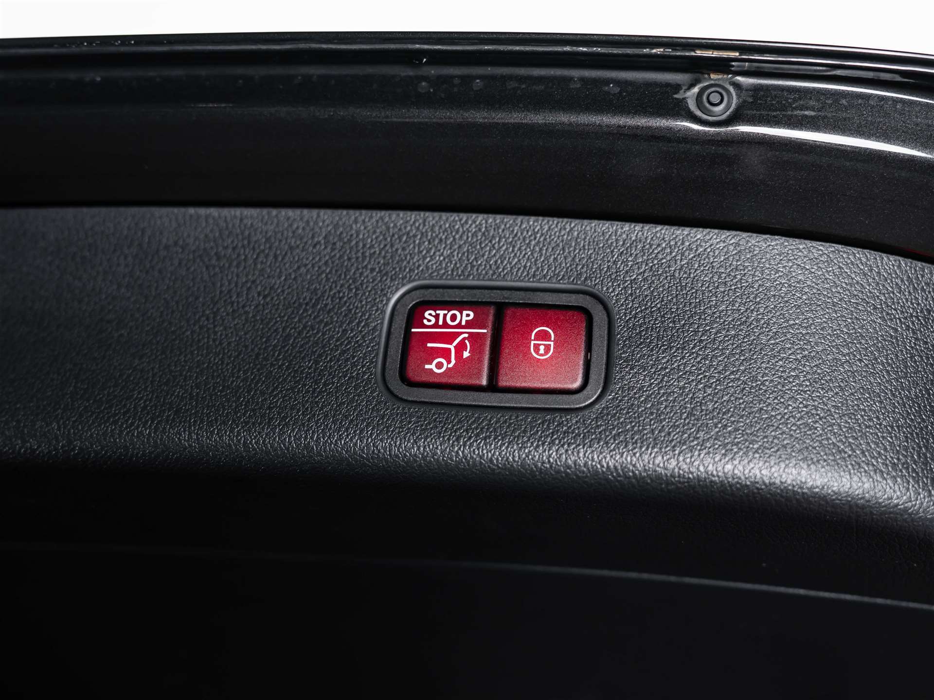 MERCEDES-BENZ GLC 300 4Matic AMG Line 9G-Tronic *Facelift*Werksgarantie*Panorama*Digital Light*-image-49