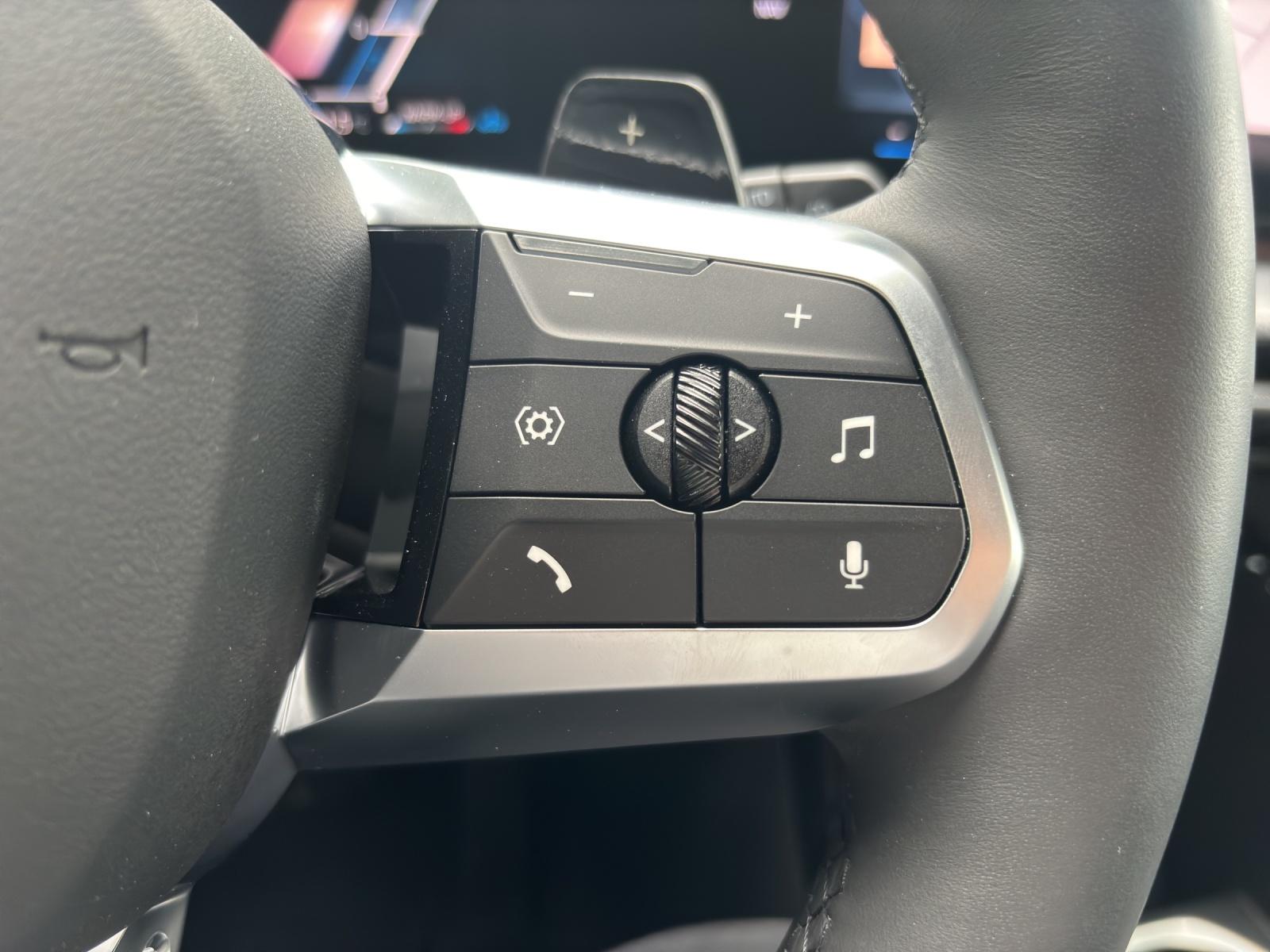 BMW X1 U11 23d xDrive paddles-image-16