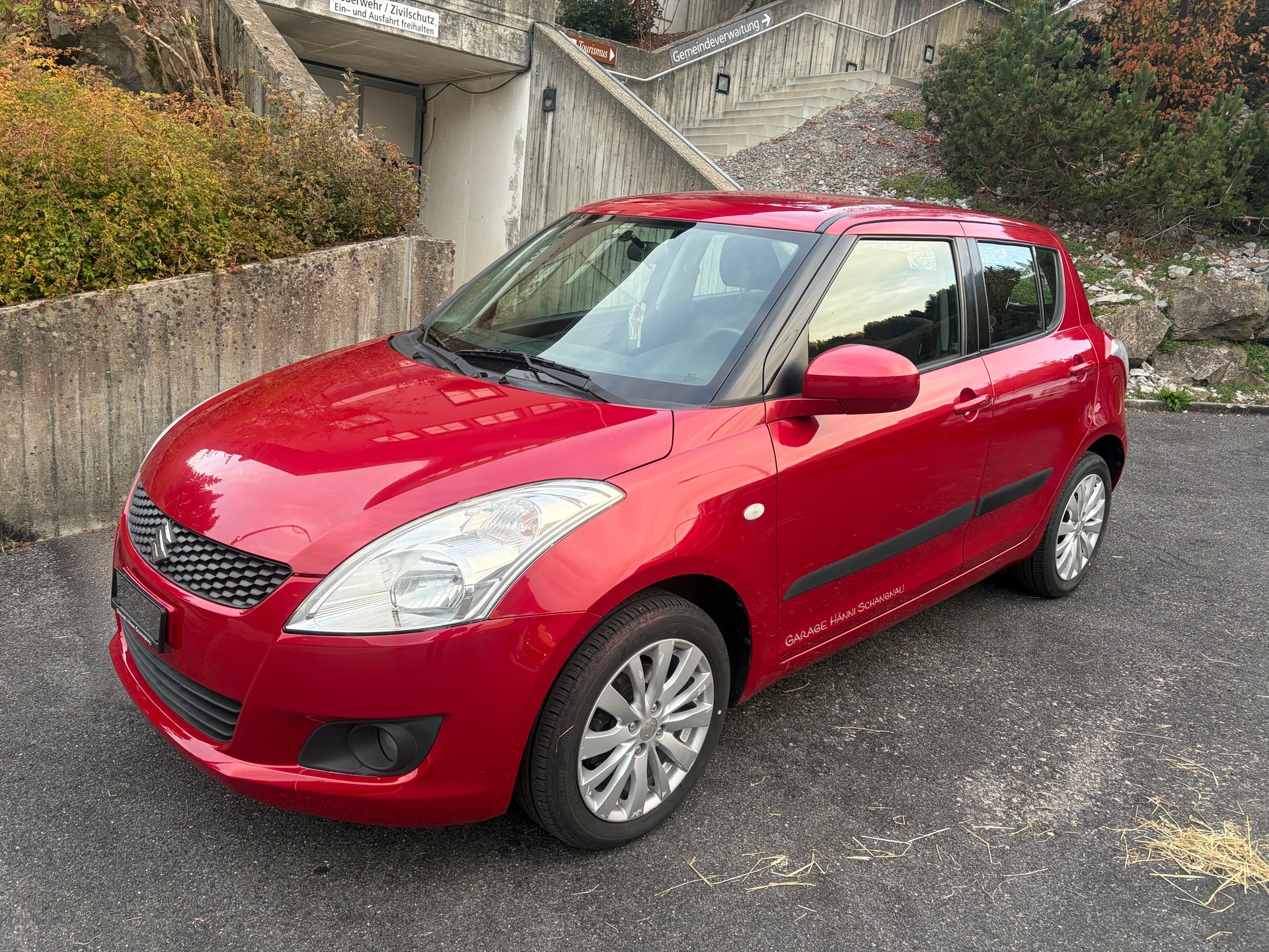 SUZUKI Swift 1.2i 16V GL Top 4x4-image-0