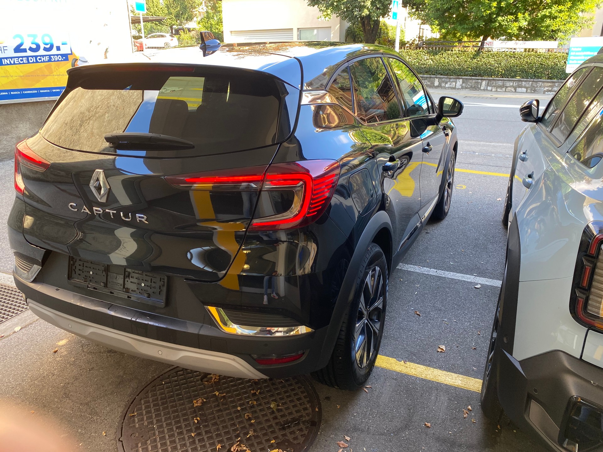 RENAULT Captur 1.3 TCe Techno EDC-image-4