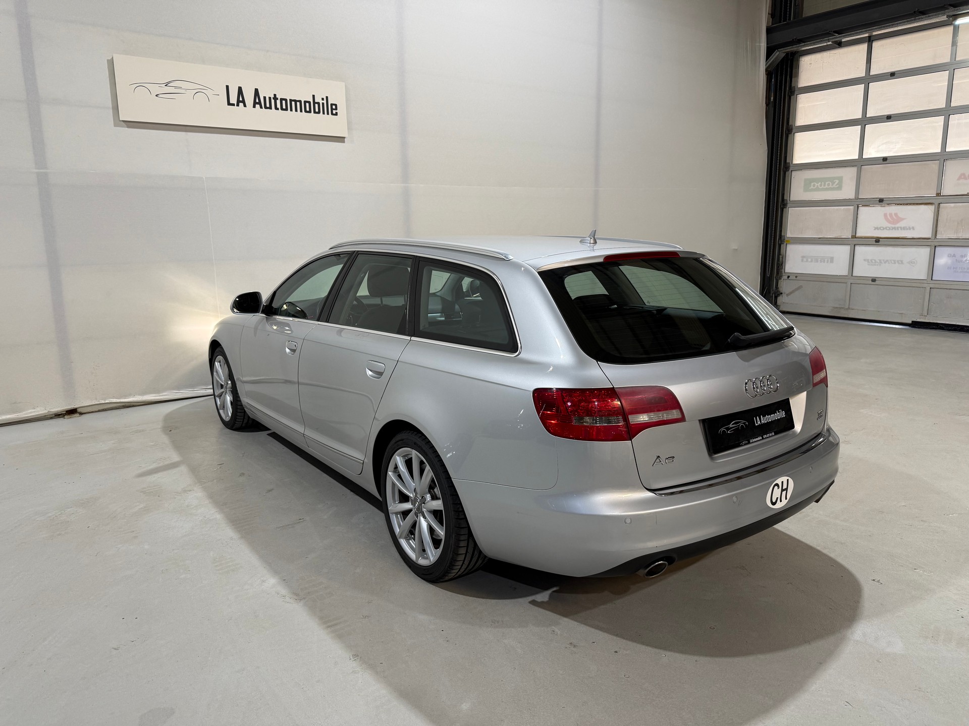 AUDI A6 Avant 3.0 V6 TDI quattro tiptronic-image-9
