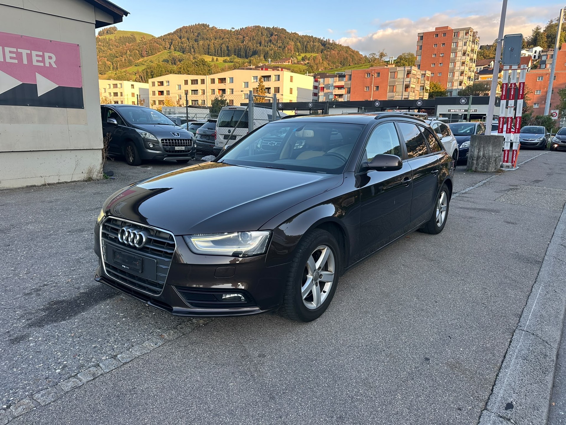 AUDI A4 Avant 2.0 TFSI quattro s-tronic