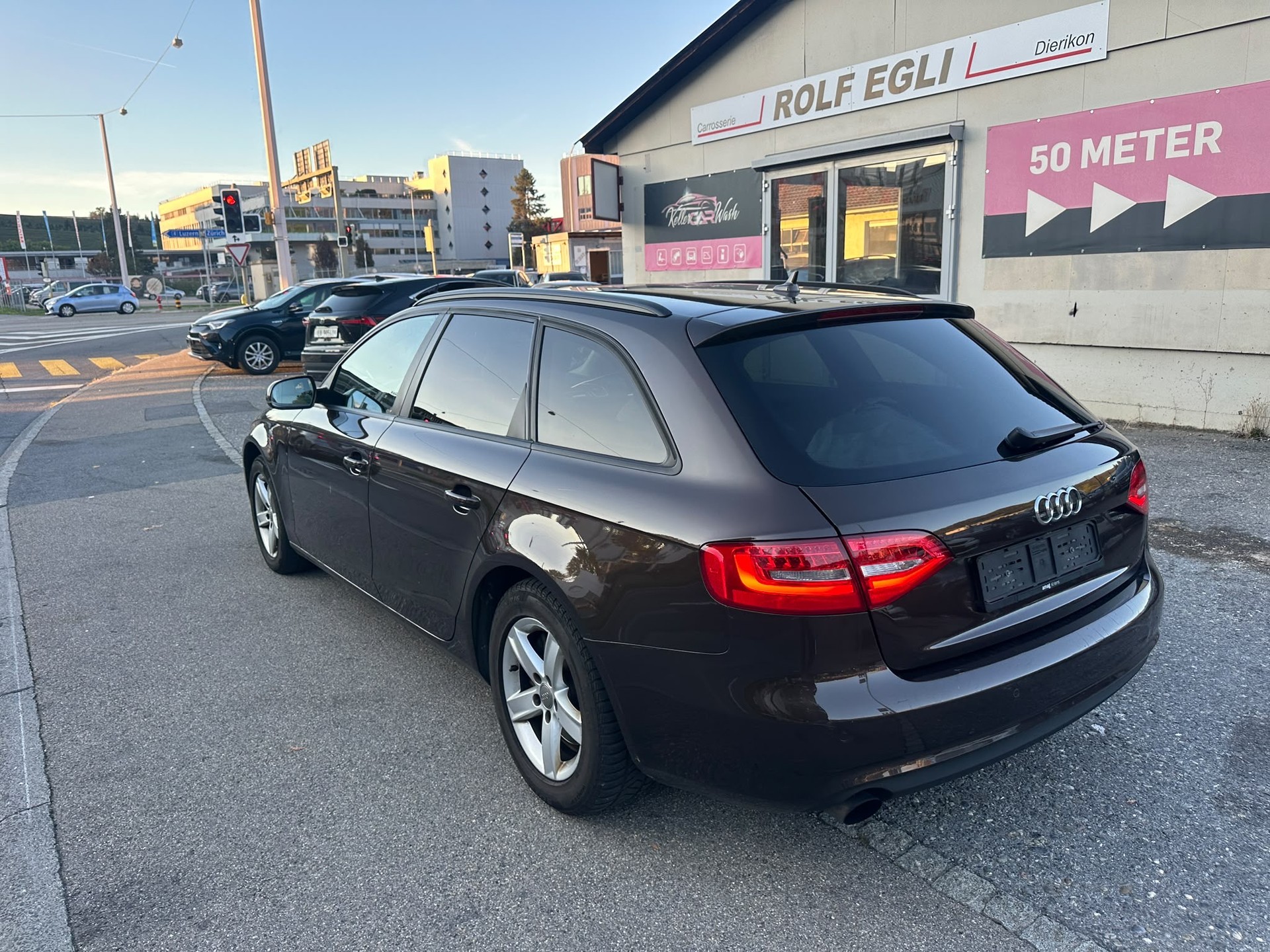 AUDI A4 Avant 2.0 TFSI quattro s-tronic-image-3