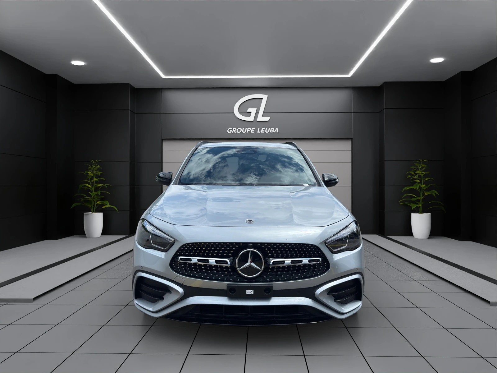 MERCEDES-BENZ GLA 200 Night Star 7G-DCT-image-1