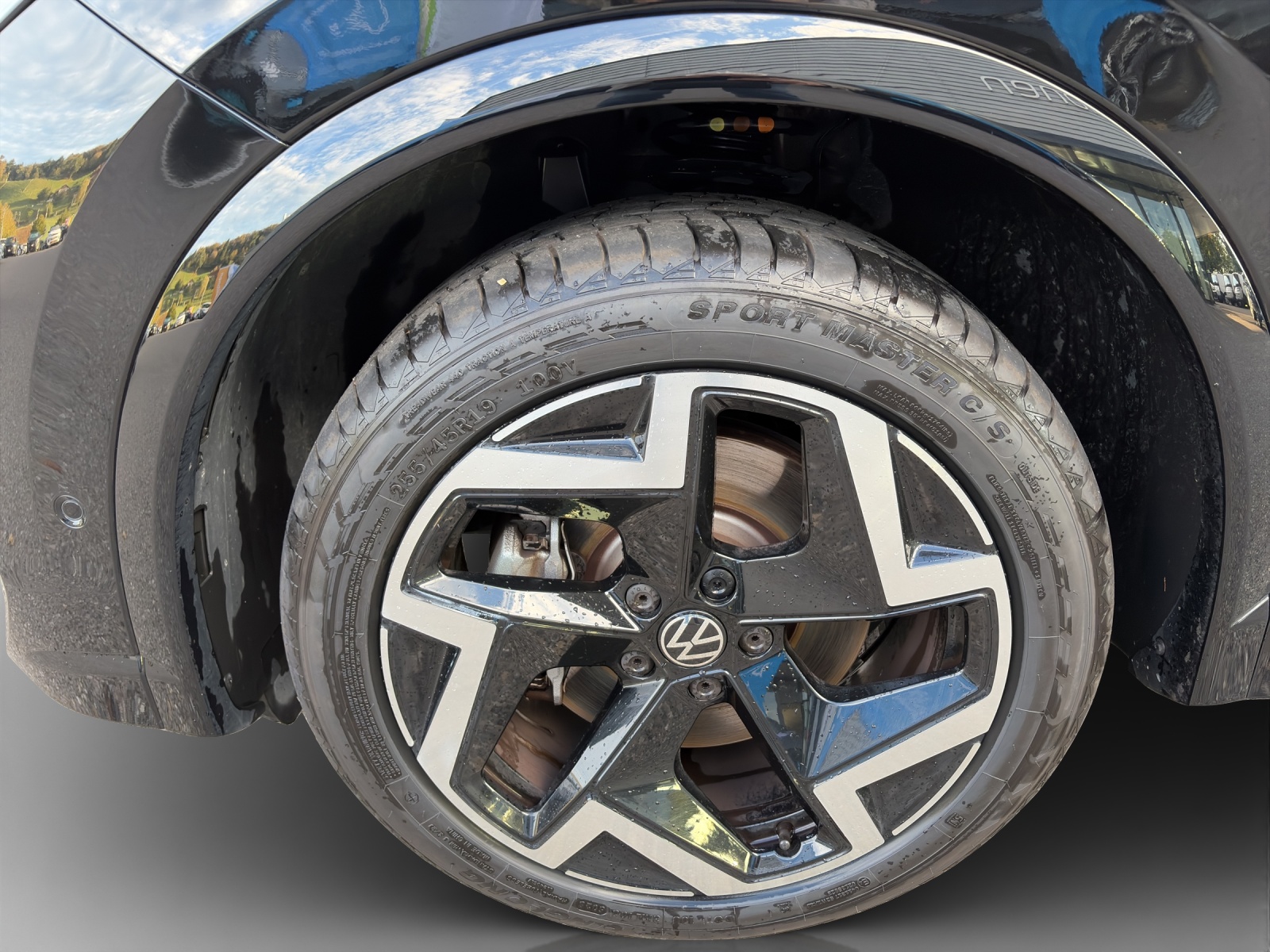 VW Tiguan 2.0 TSI DSG R-Line 4Motion-image-13