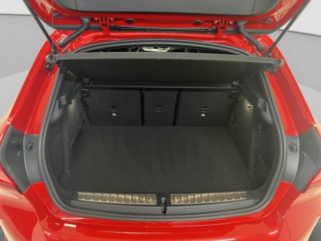 BMW 1er Reihe F40 M135i xDrive-image-12