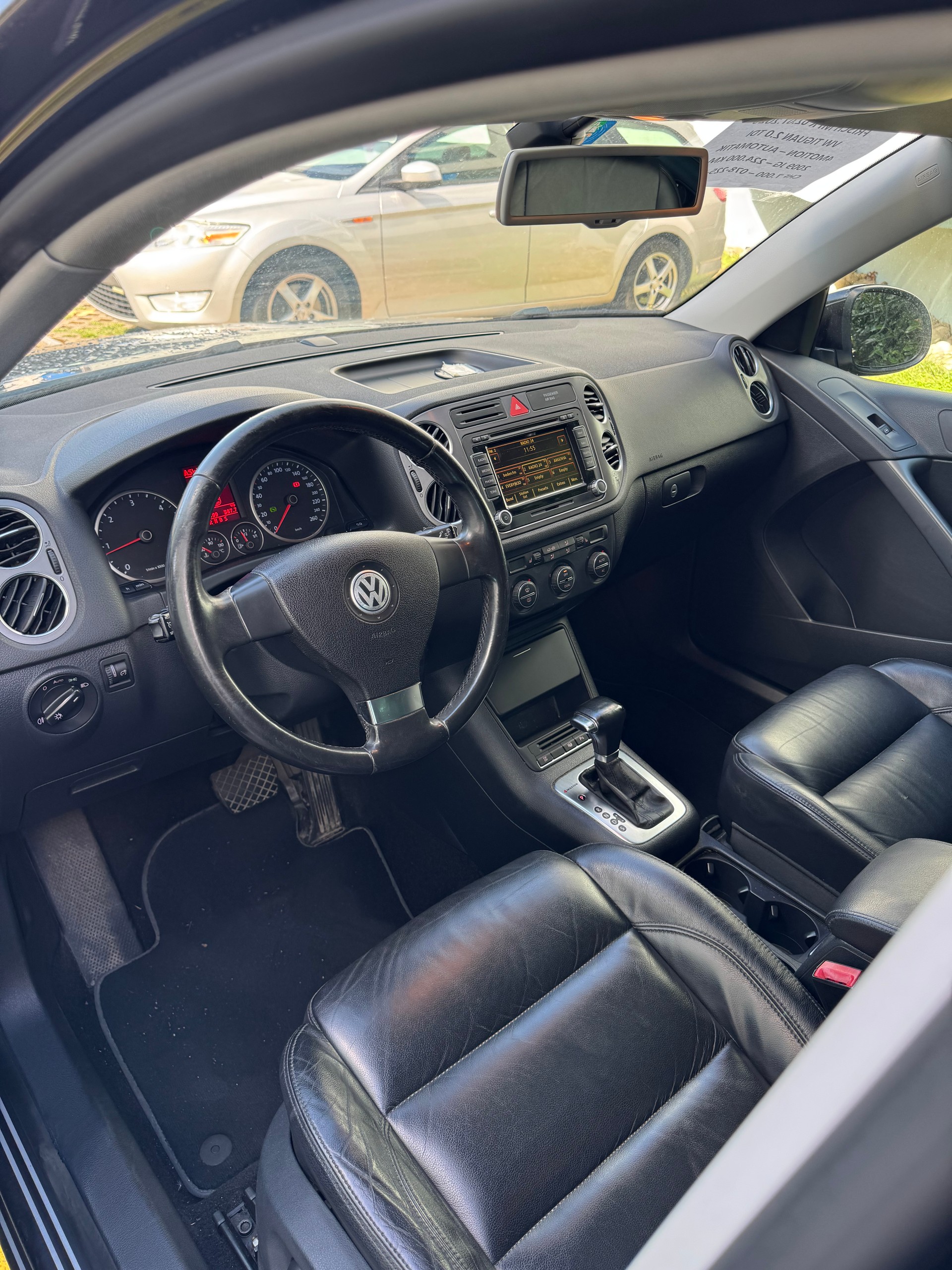 VW TIGUAN 2.0 TDI DSG 140 Sport & Style-image-5
