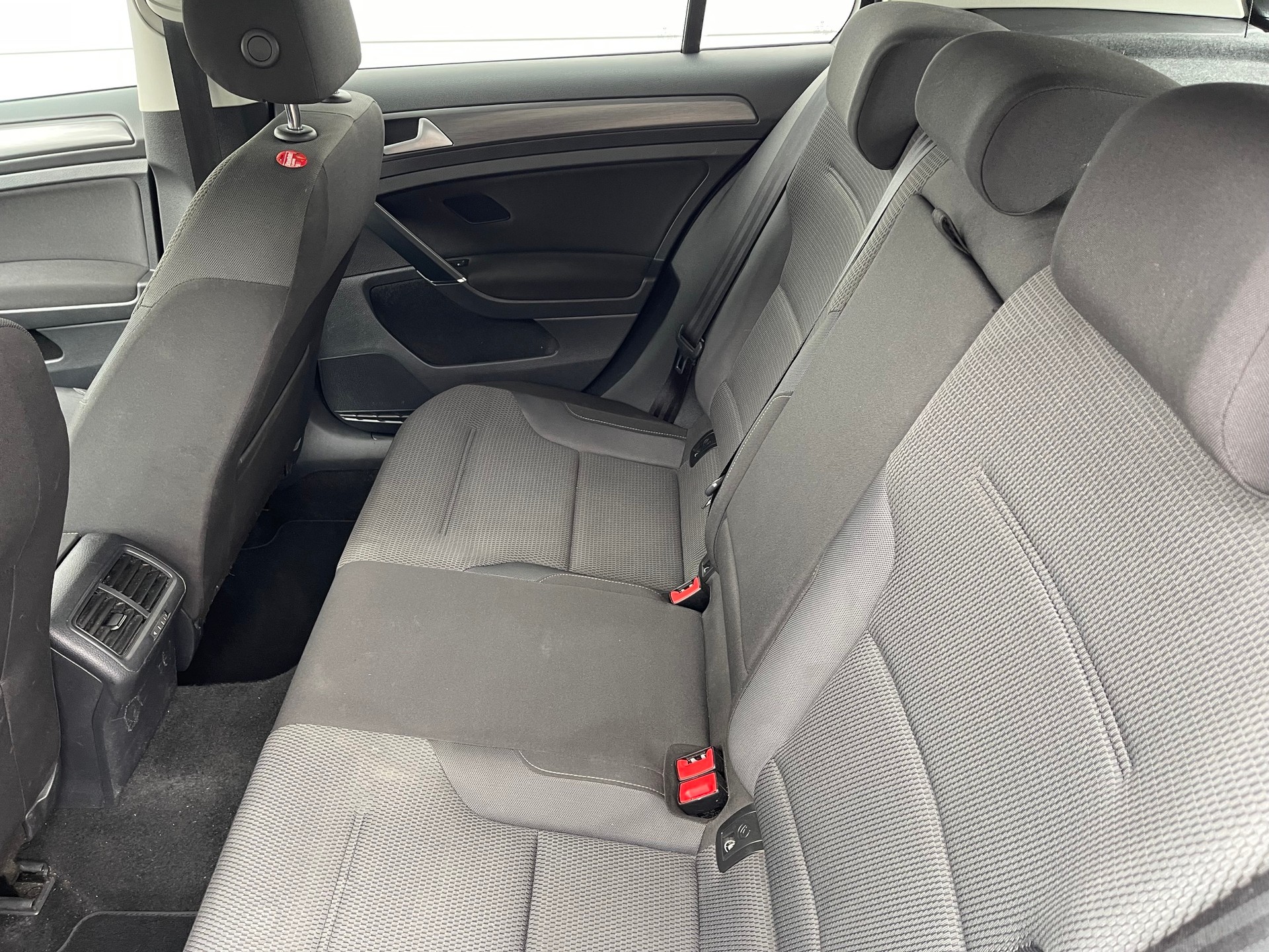 VW Golf 1.0 TSI Comfortline-showroom-element-3