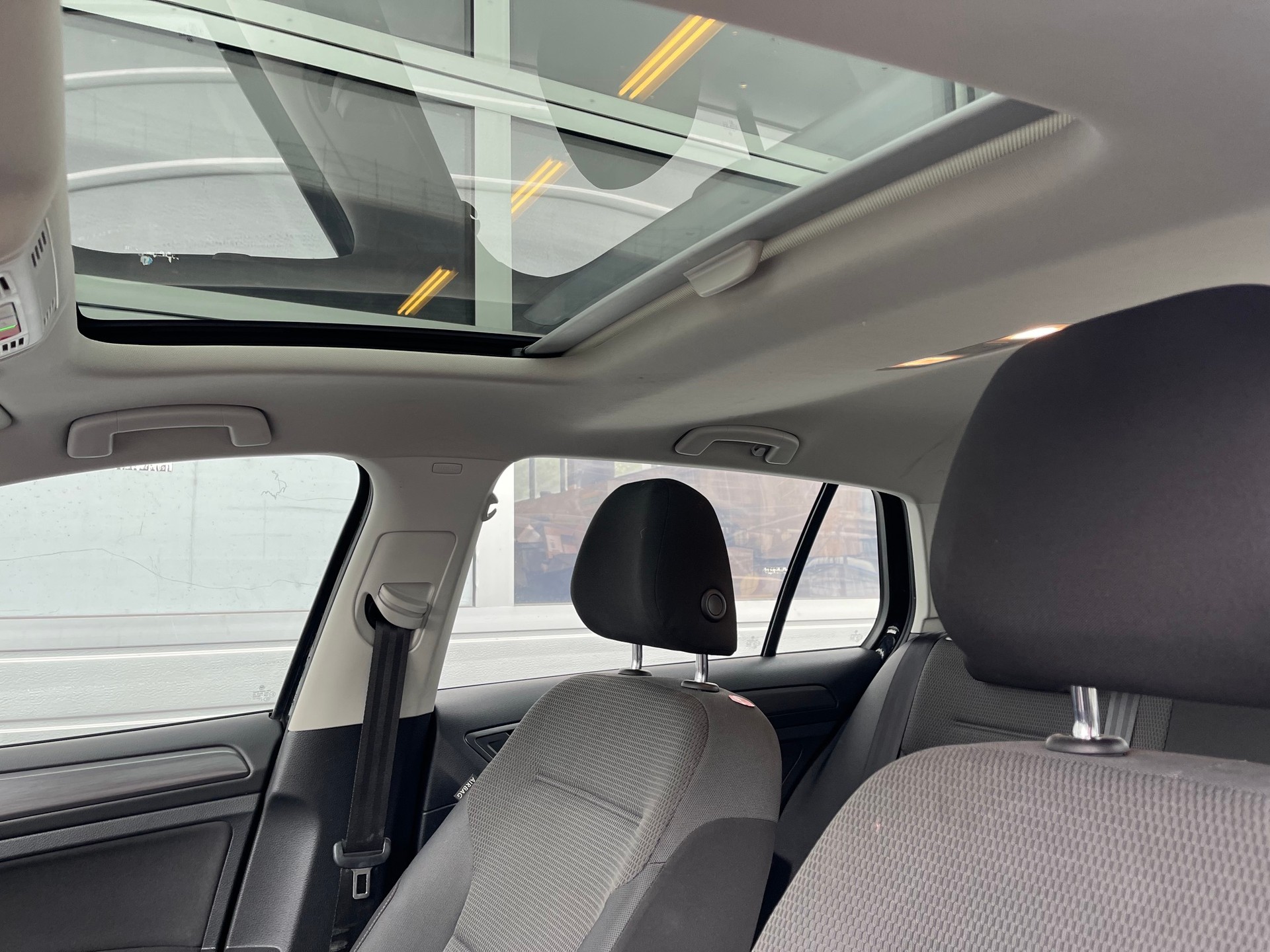 VW Golf 1.0 TSI Comfortline-image-7