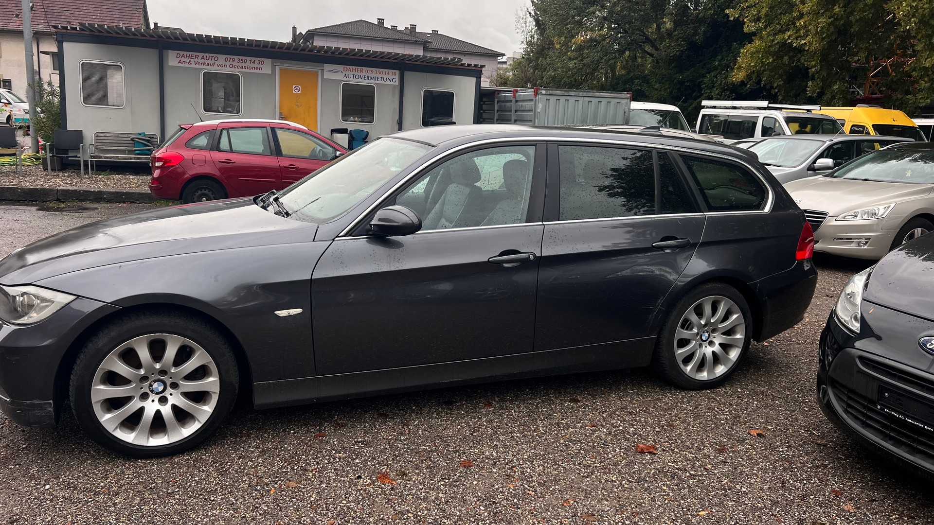 BMW 330xd Touring-image-4