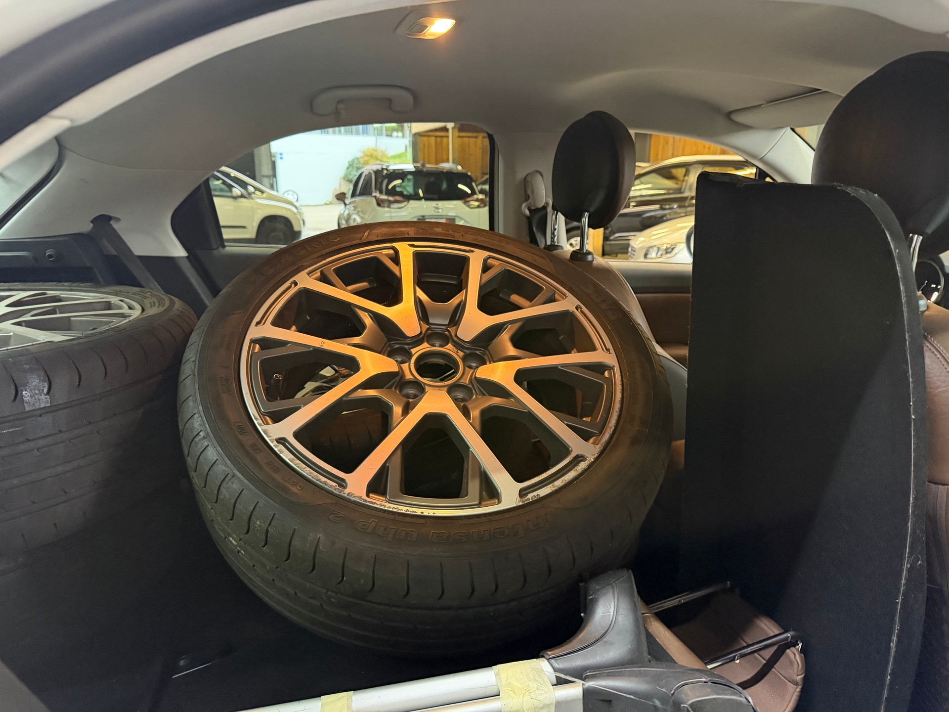 FIAT 500X 2.0 MJ Cross 4x4 Automatic-image-15