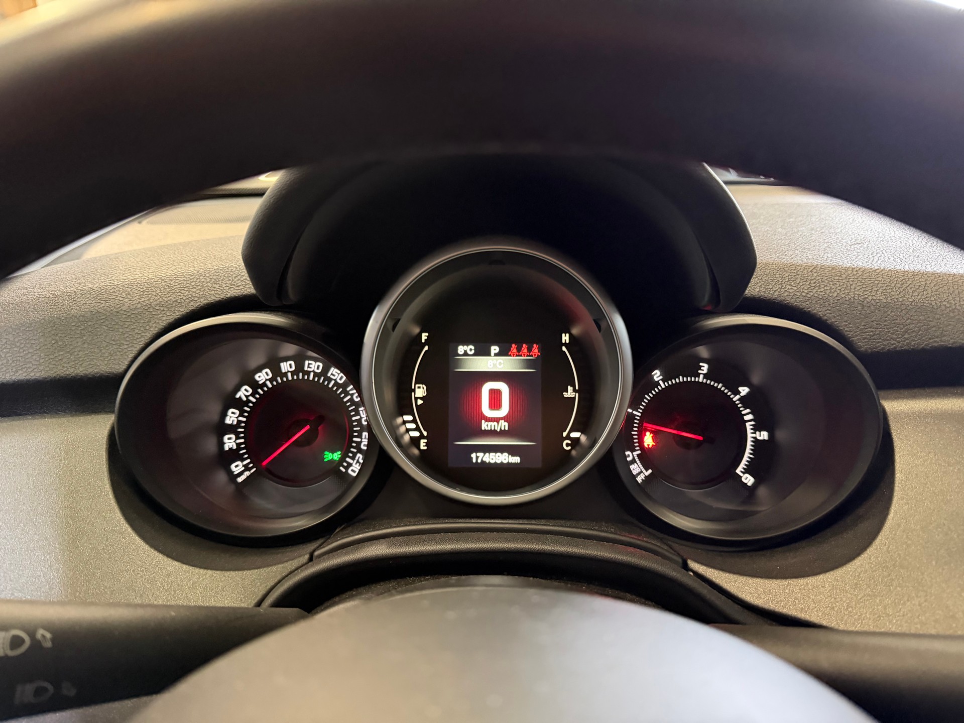 FIAT 500X 2.0 MJ Cross 4x4 Automatic-image-10