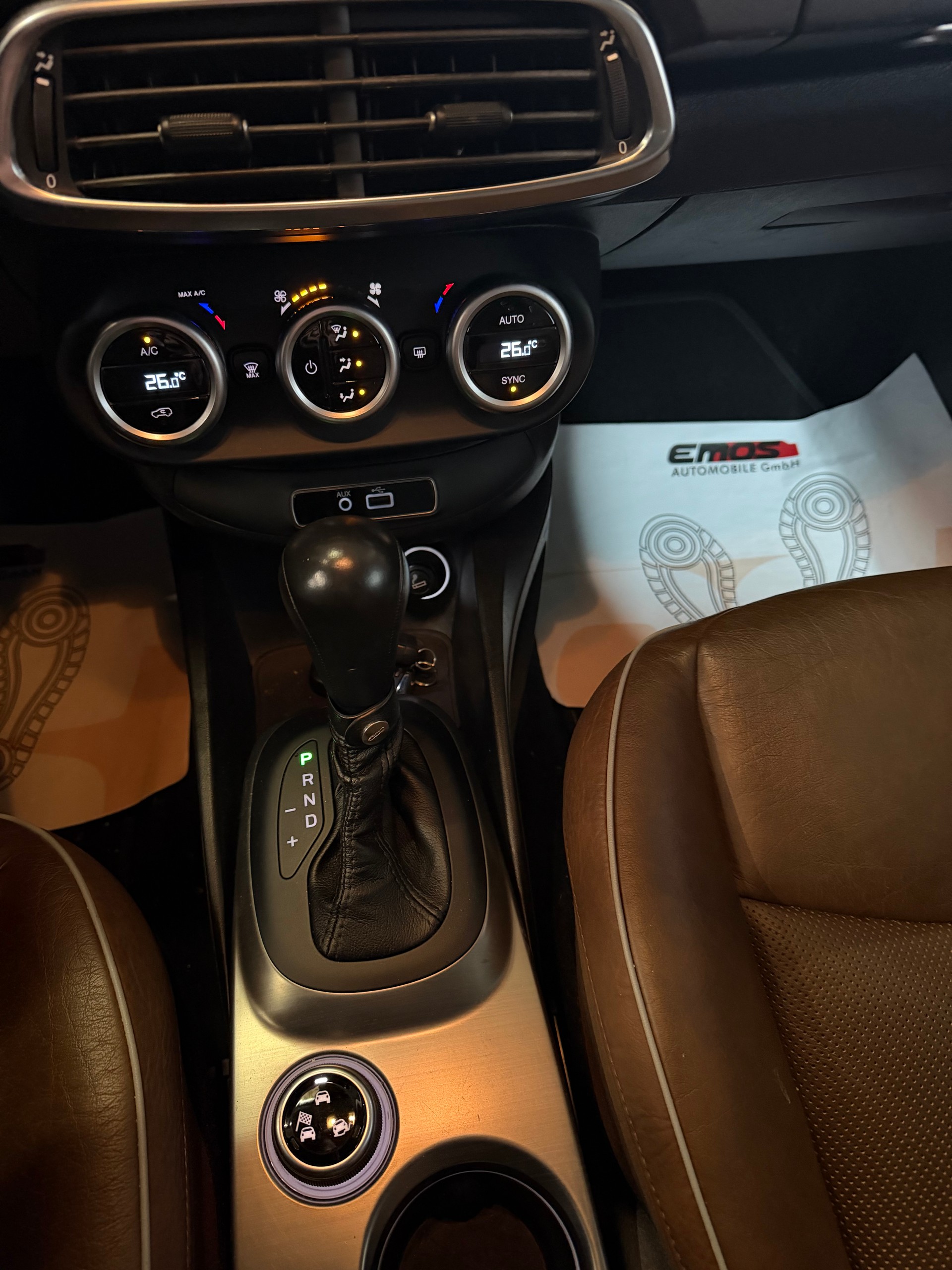 FIAT 500X 2.0 MJ Cross 4x4 Automatic-image-12