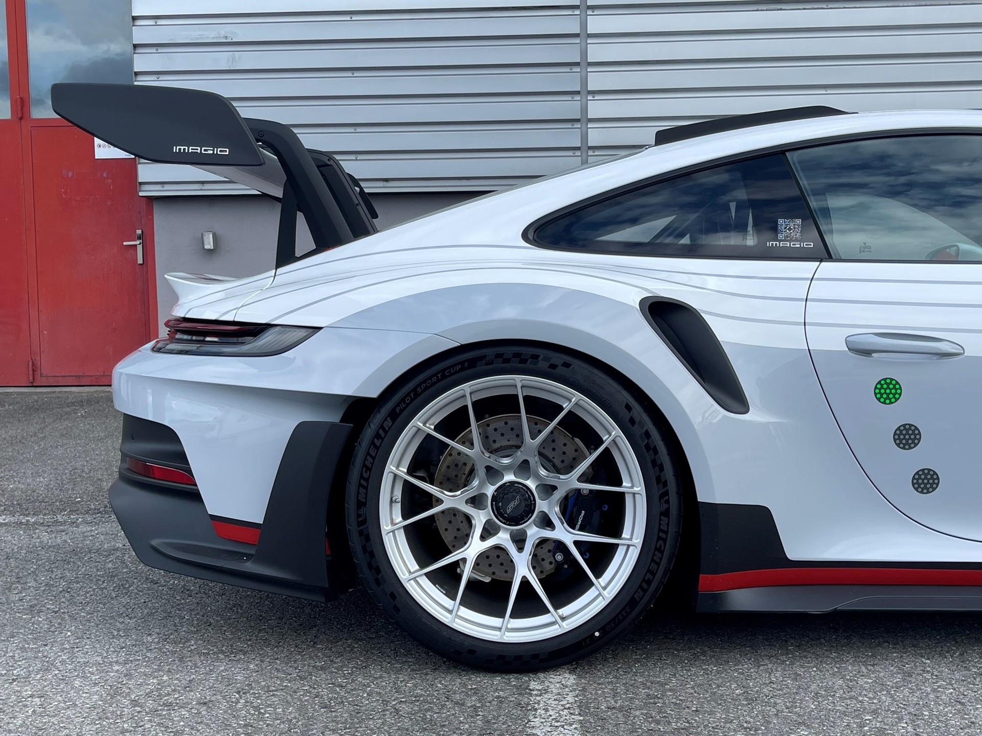 PORSCHE 911 GT3 RS-image-13