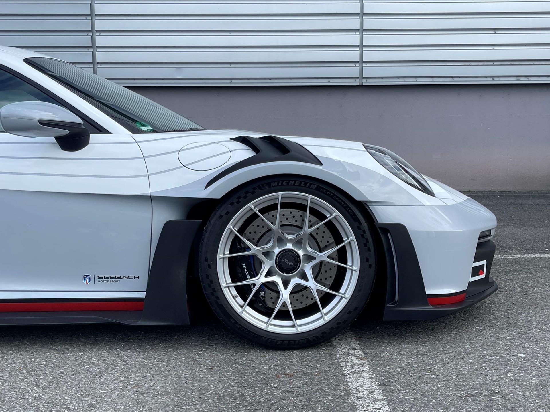 PORSCHE 911 GT3 RS-image-10