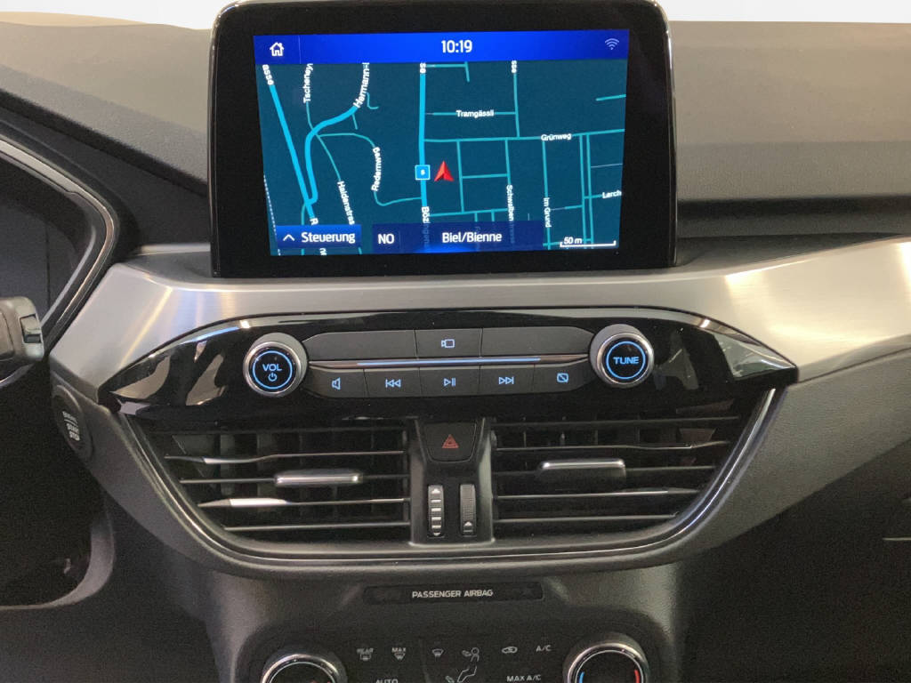 FORD Kuga 2.5 Hybrid Titanium X 4x4-image-6