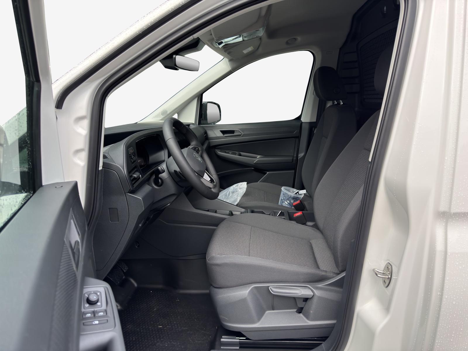VW Caddy Cargo 1.5 TSI Plug in Hybrid DSG-image-7