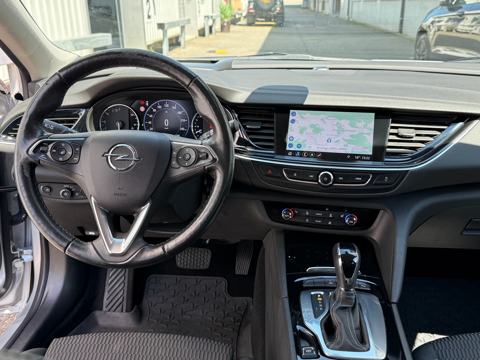 OPEL Insignia 2.0 BiDTI Sports Tourer Excellence 4WD A.-image-5