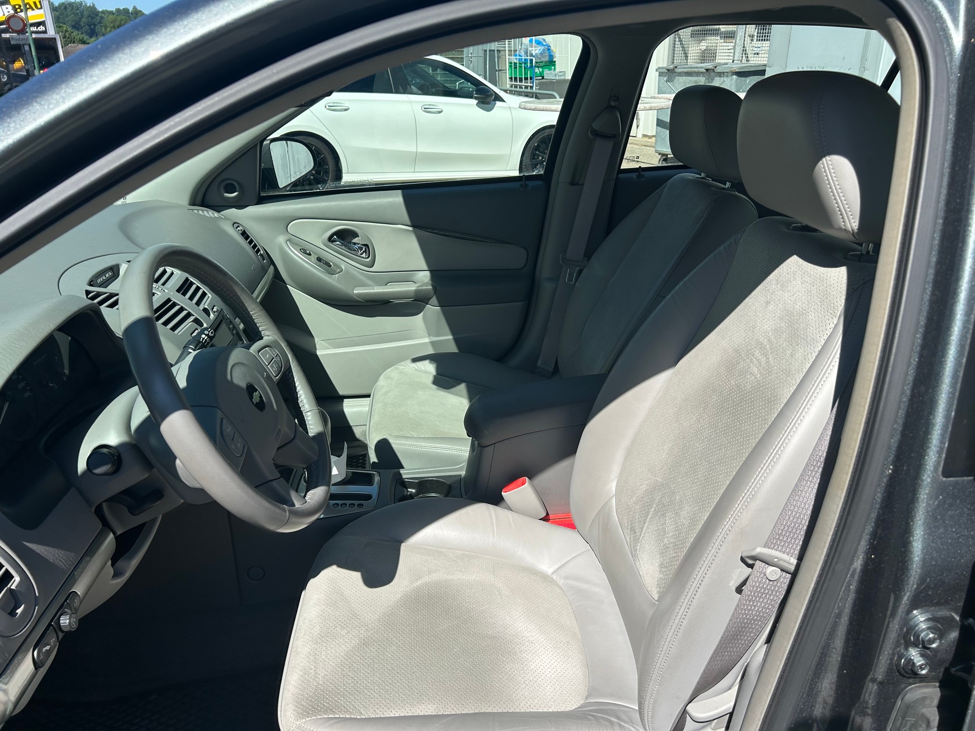 CHEVROLET MALIBU-image-10