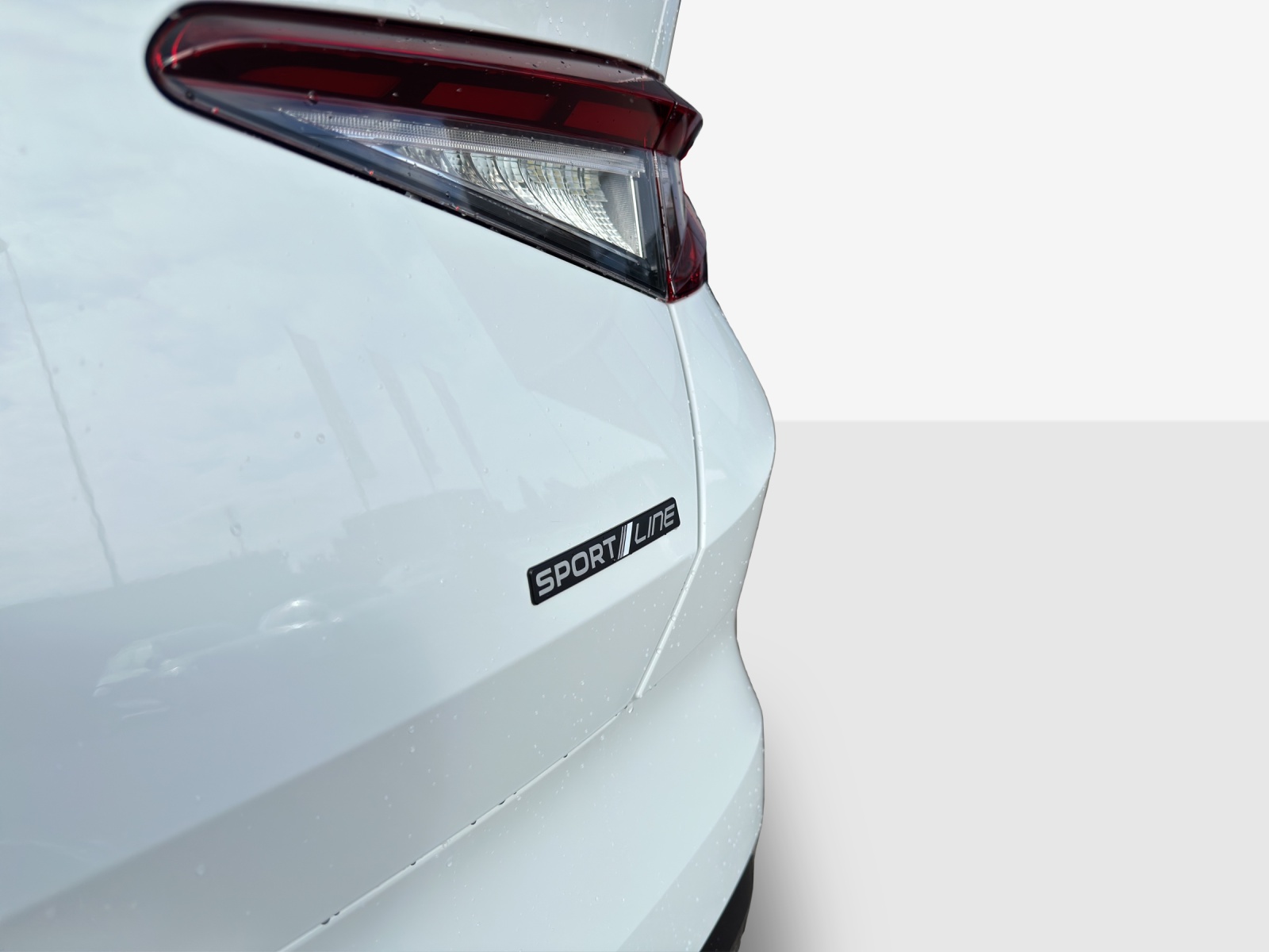 SKODA Enyaq Coupé Sportline 4x4-image-15