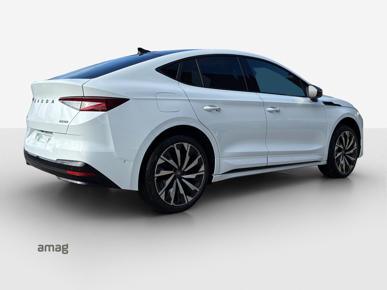 SKODA Enyaq Coupé Sportline 4x4-image-4