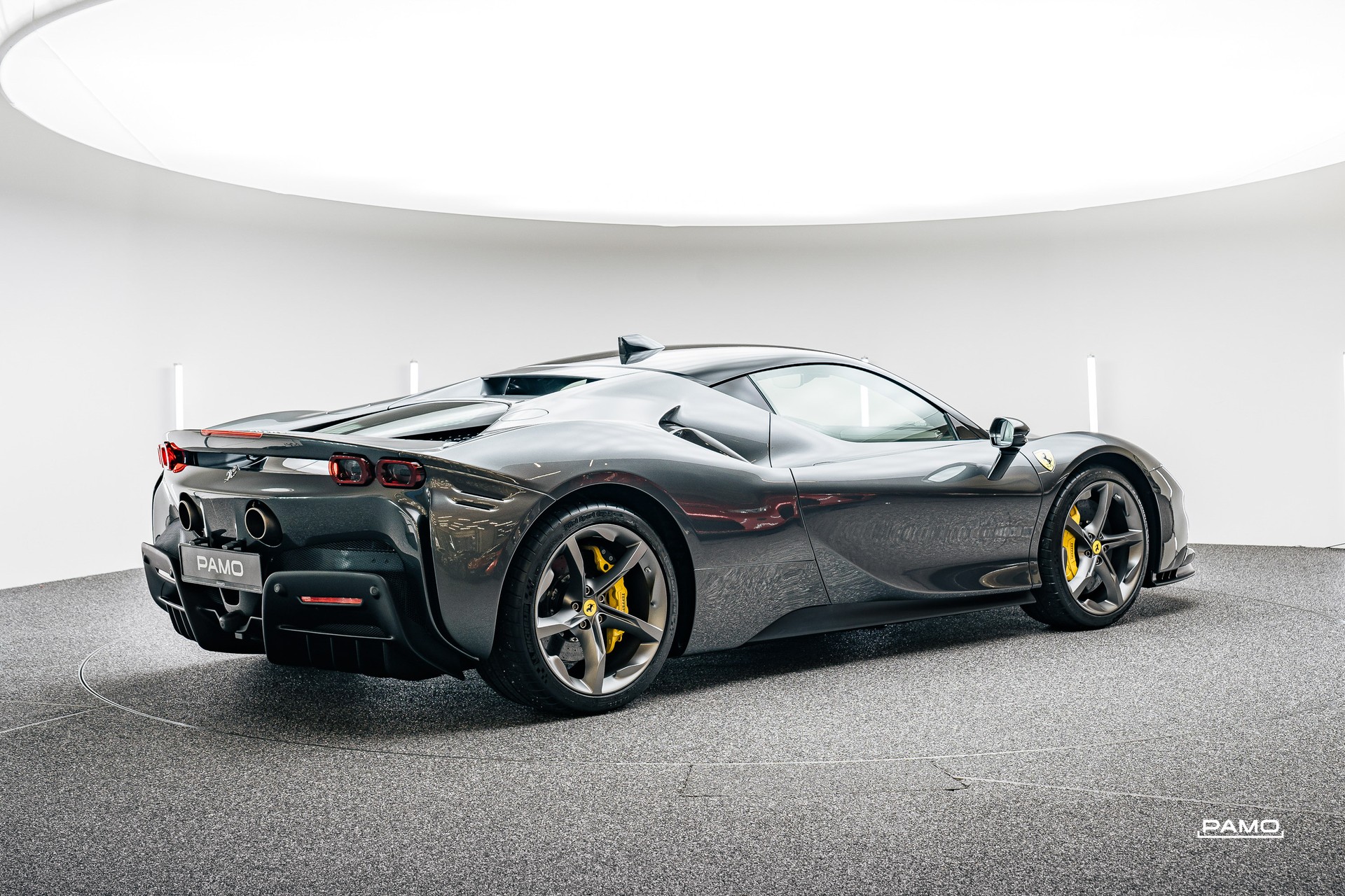 FERRARI SF90 Stradale-image-5